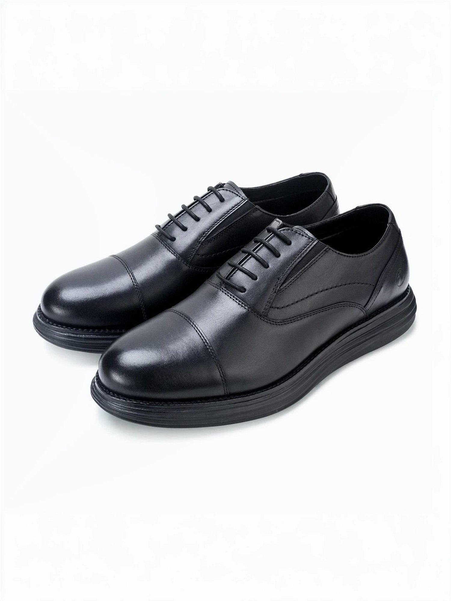 Thomas Crick Men's Black Oxford Shoes