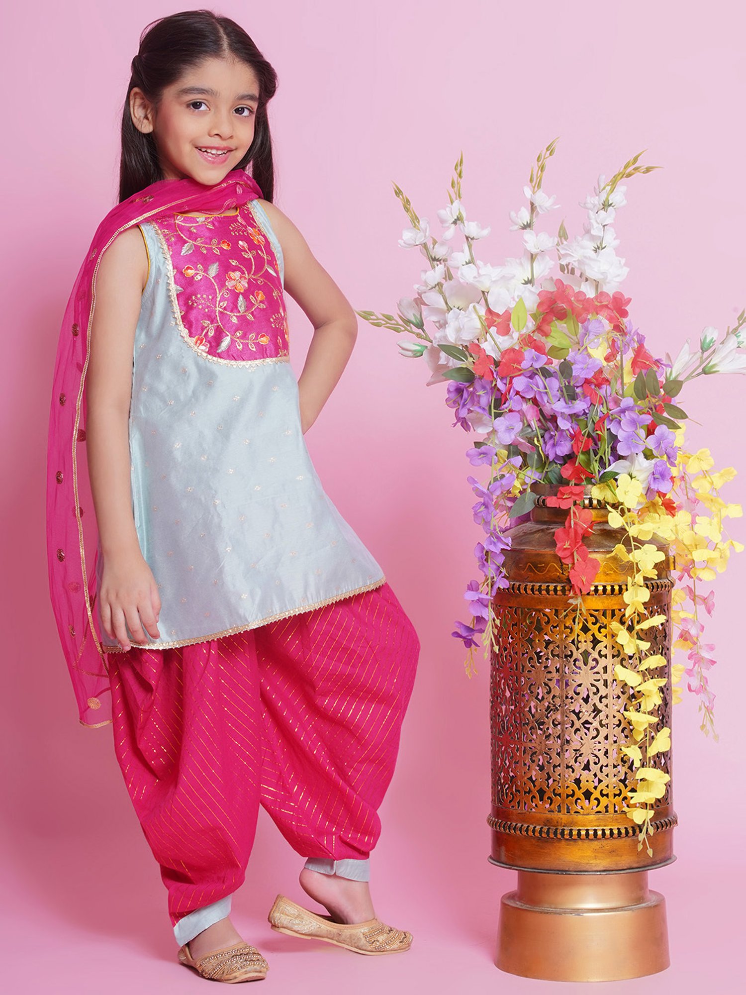 VASTRAMAY Kids Blue & White Cotton Over Dyed Kurta Set