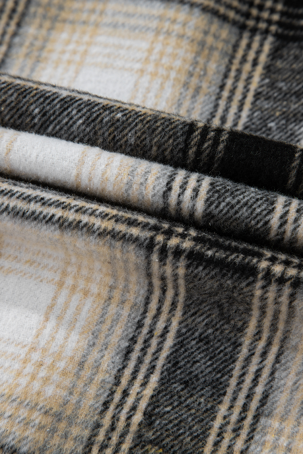 Black Plus Size Plaid Leopard Patchwork Raw Hem Shacket