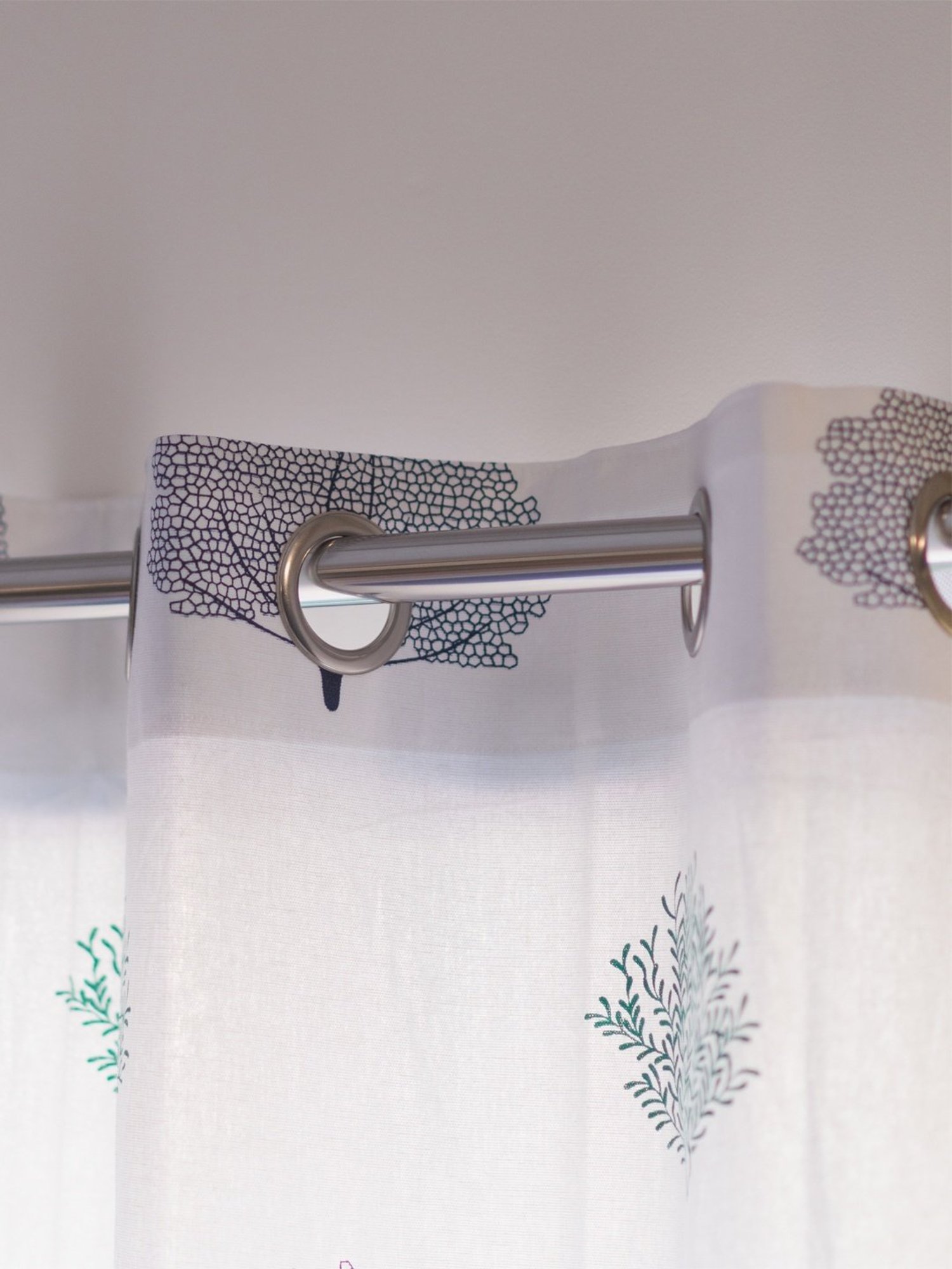 Urban Space Printed White Cotton 5 ft Window Curtains - Set of 2