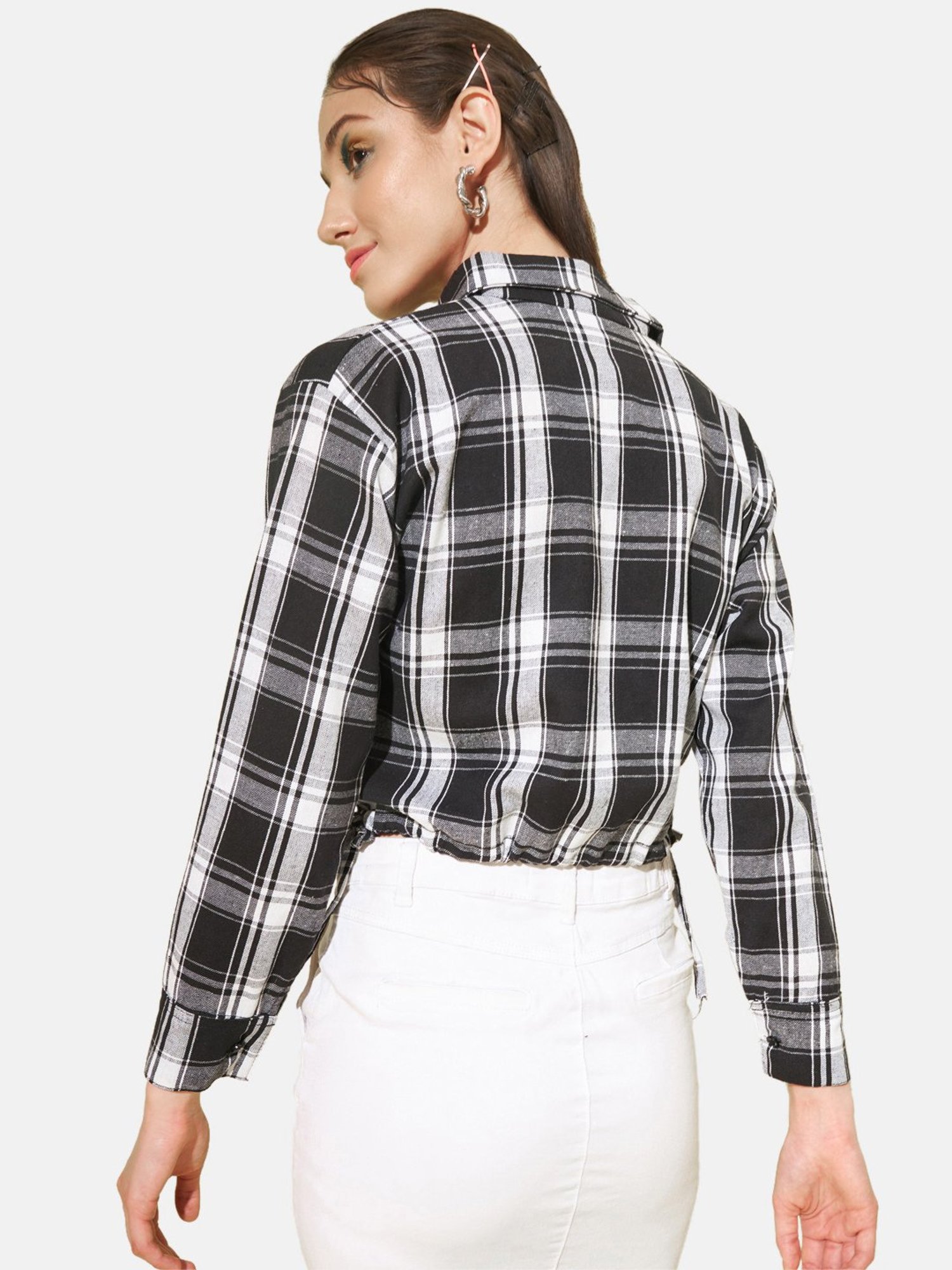 BUYNEWTREND Black Cotton Chequered Shirt