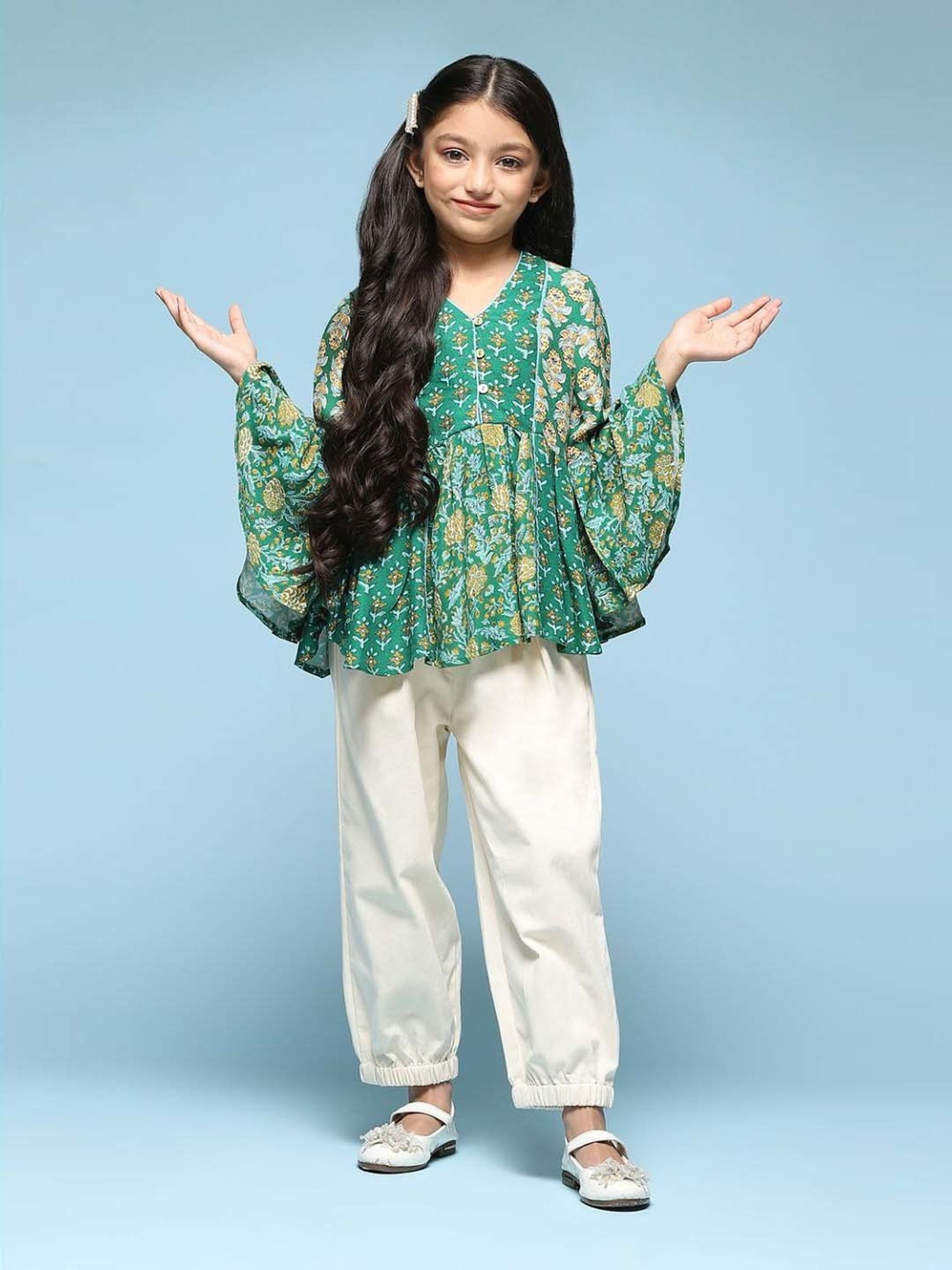 BIBA Girls Kids Green Printed Full Sleeves Top