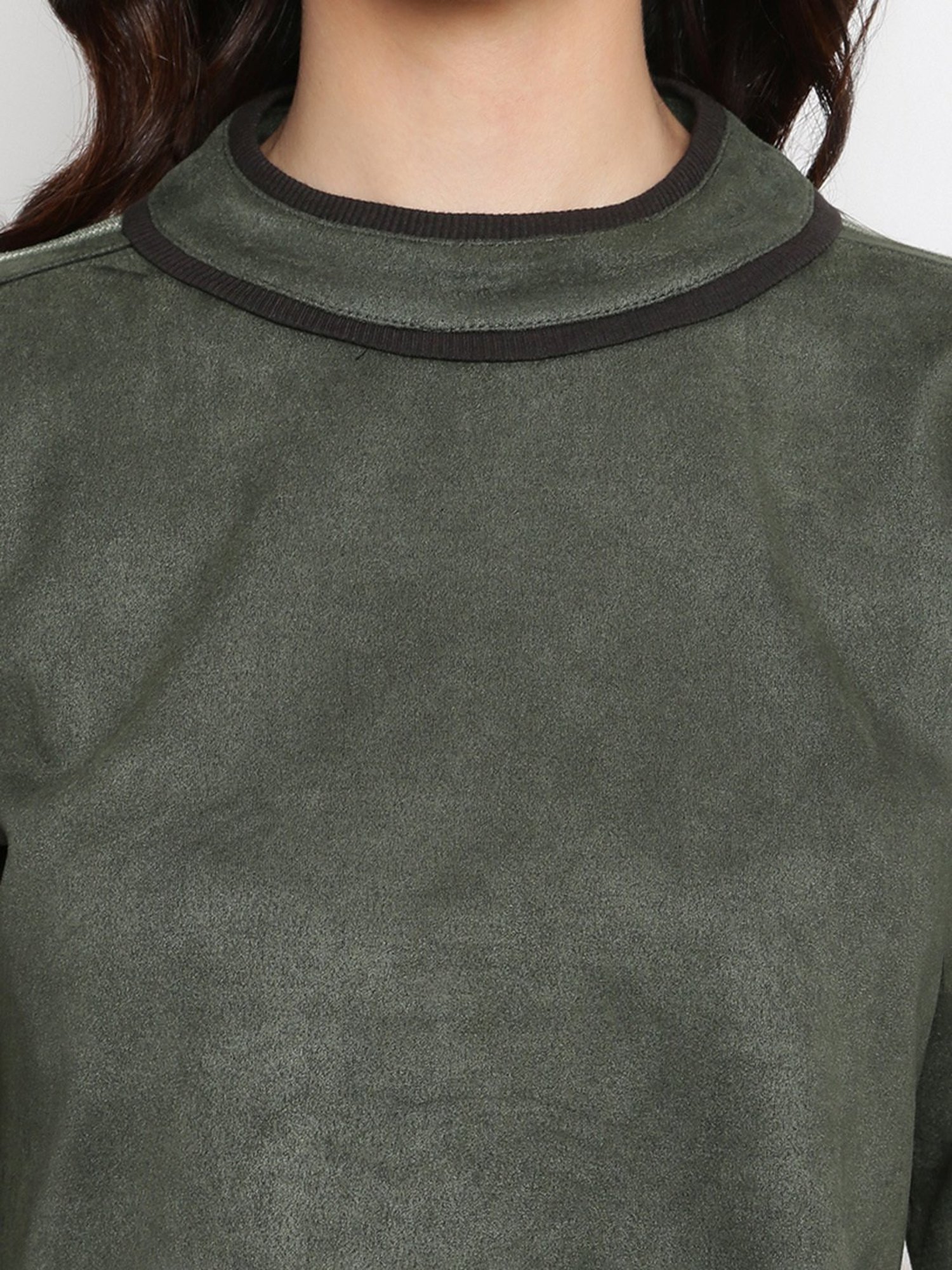 Latin Quarters Green Box Top