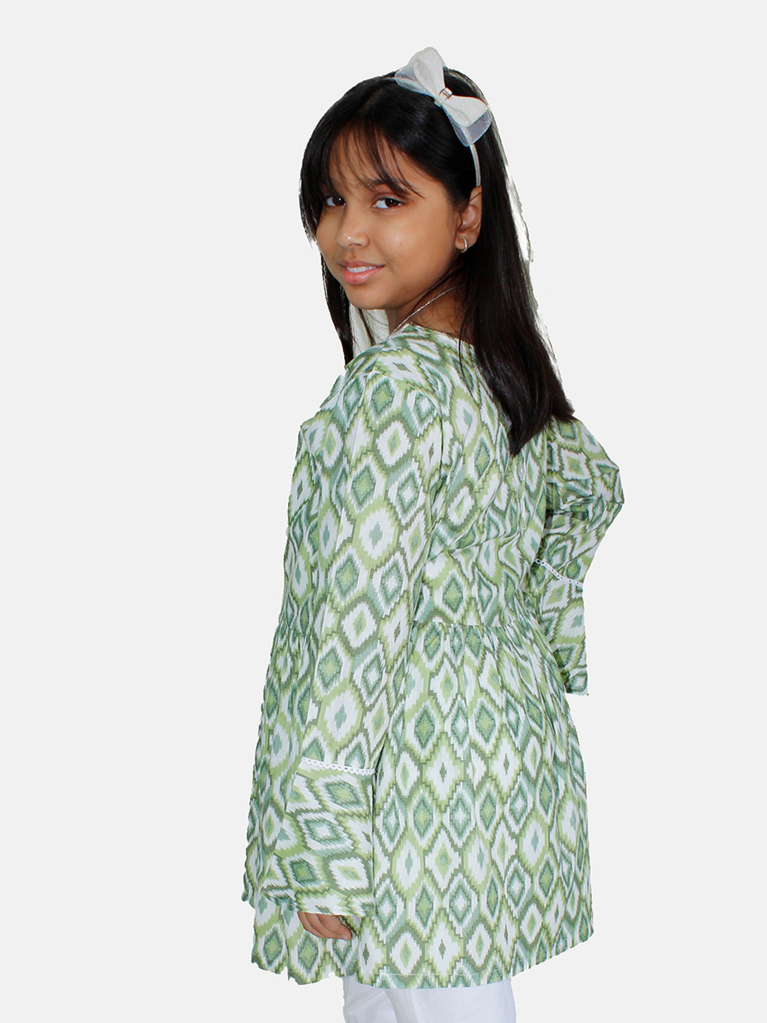 Kiddopanti Kids White & Green Printed Full Sleeves Kurta