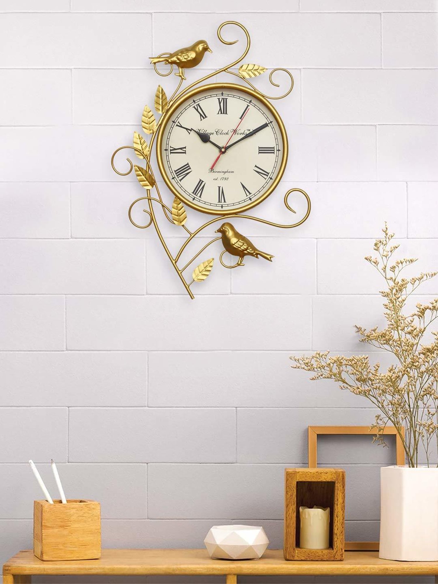 CHRONIKLE Classic Gold Iron Wall Clock