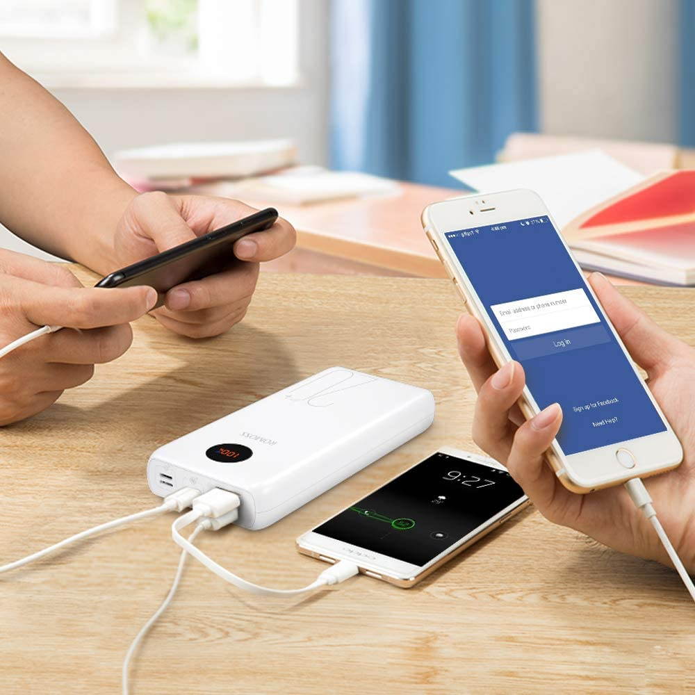 ROMOSS USB C Power Bank, 20000mAh PD Portable Charger 18W 3 Outputs and 3 Inputs External Battery Packs Compatible for iPhone 11/11 Pro, iPad Pro, Nintendo Switch, Samsung S8 and Other Smart Devices