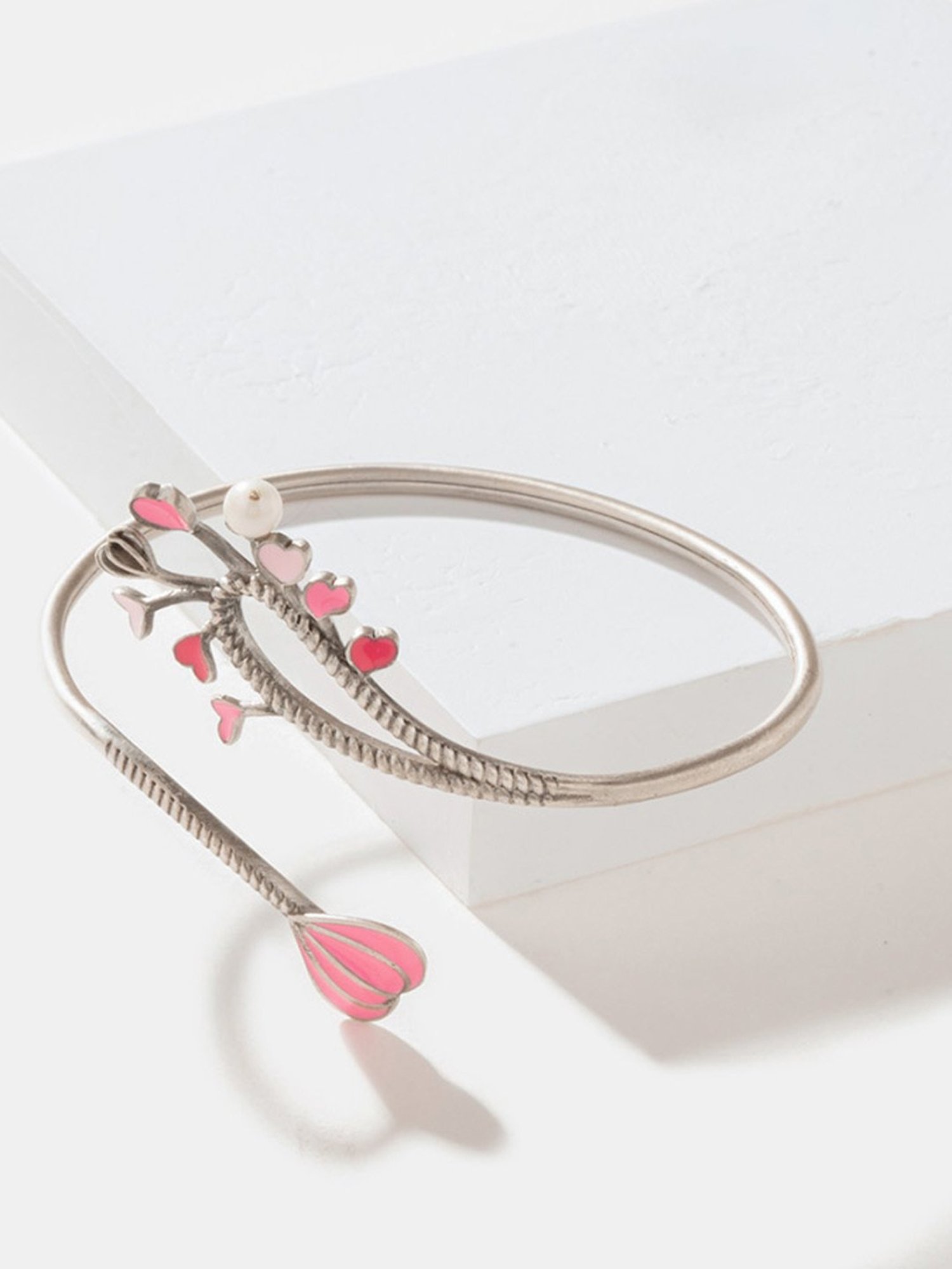 Shaya 92.5 Sterling Silver For the Love of Creative Pursuits Heart Bracelet for Women