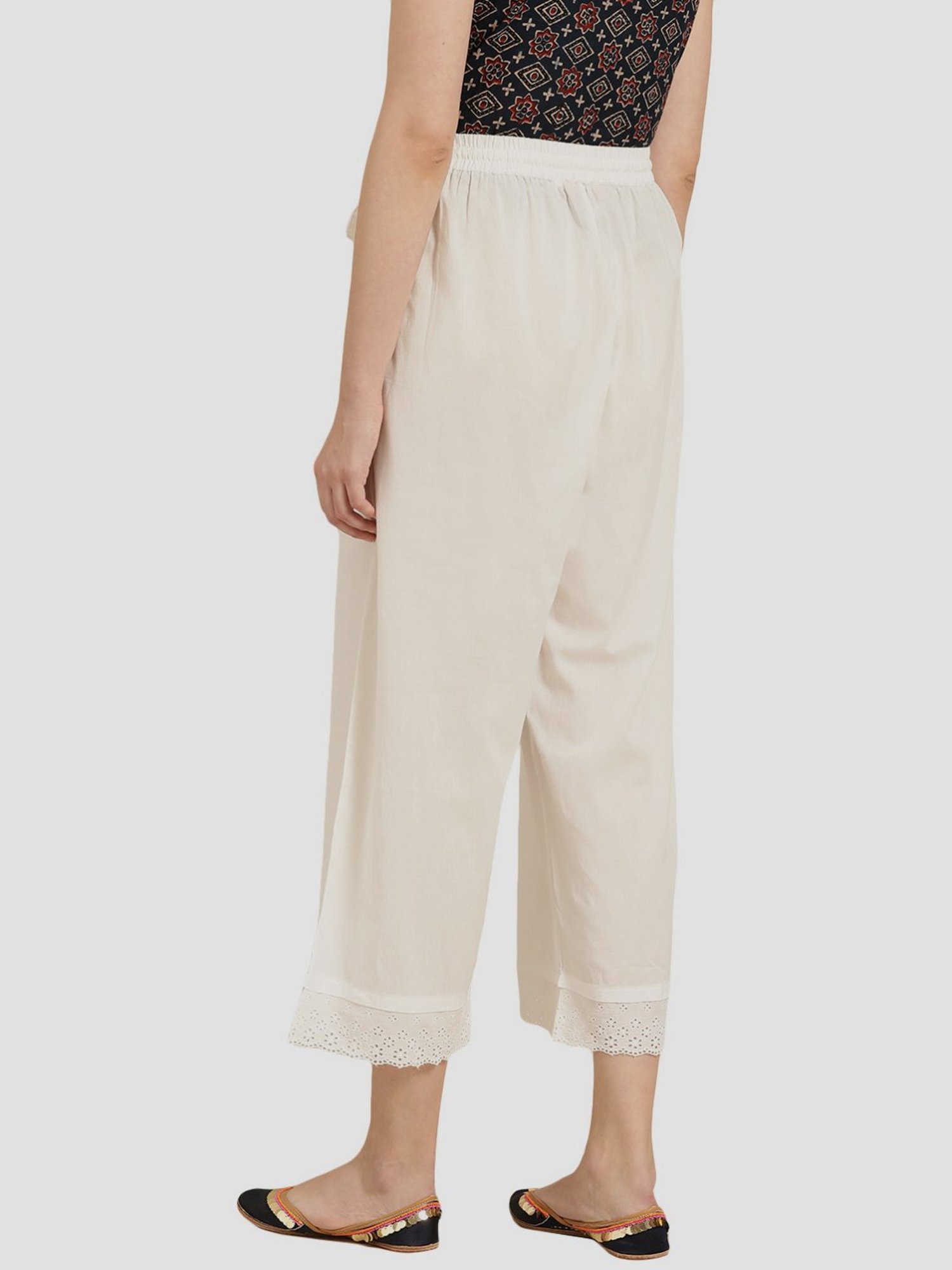 KSUT White Cotton Regular Fit Palazzos