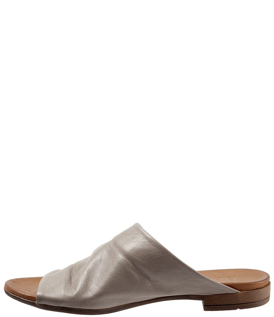 Bueno Turner Leather Slides