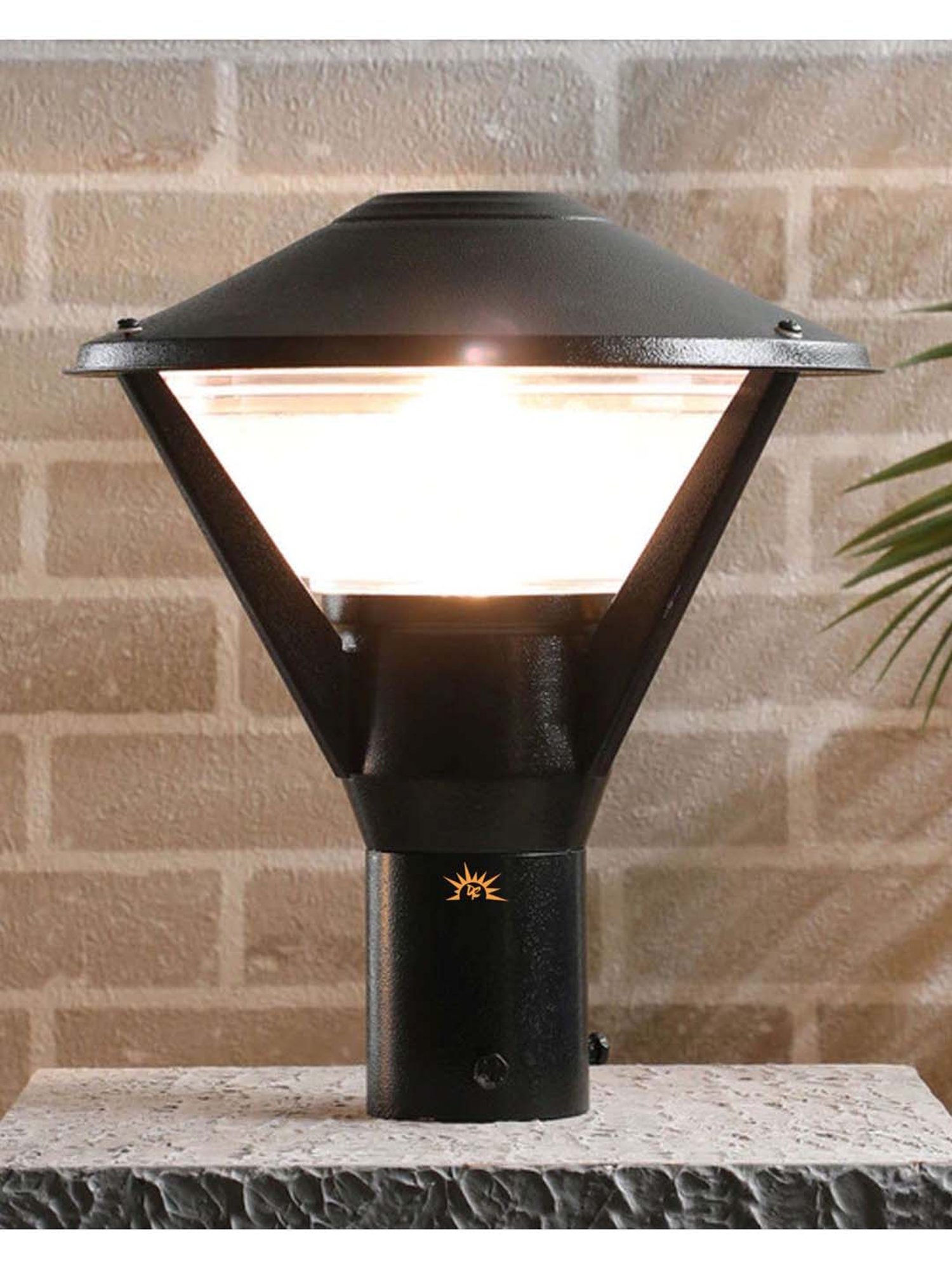 DecorativeRay Black Iron Gate Light - Set of 1