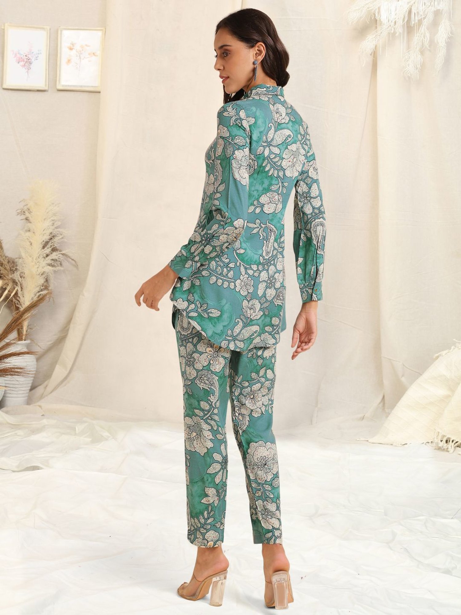 MIRCHI FASHION Green Printed Shirt Pant Set