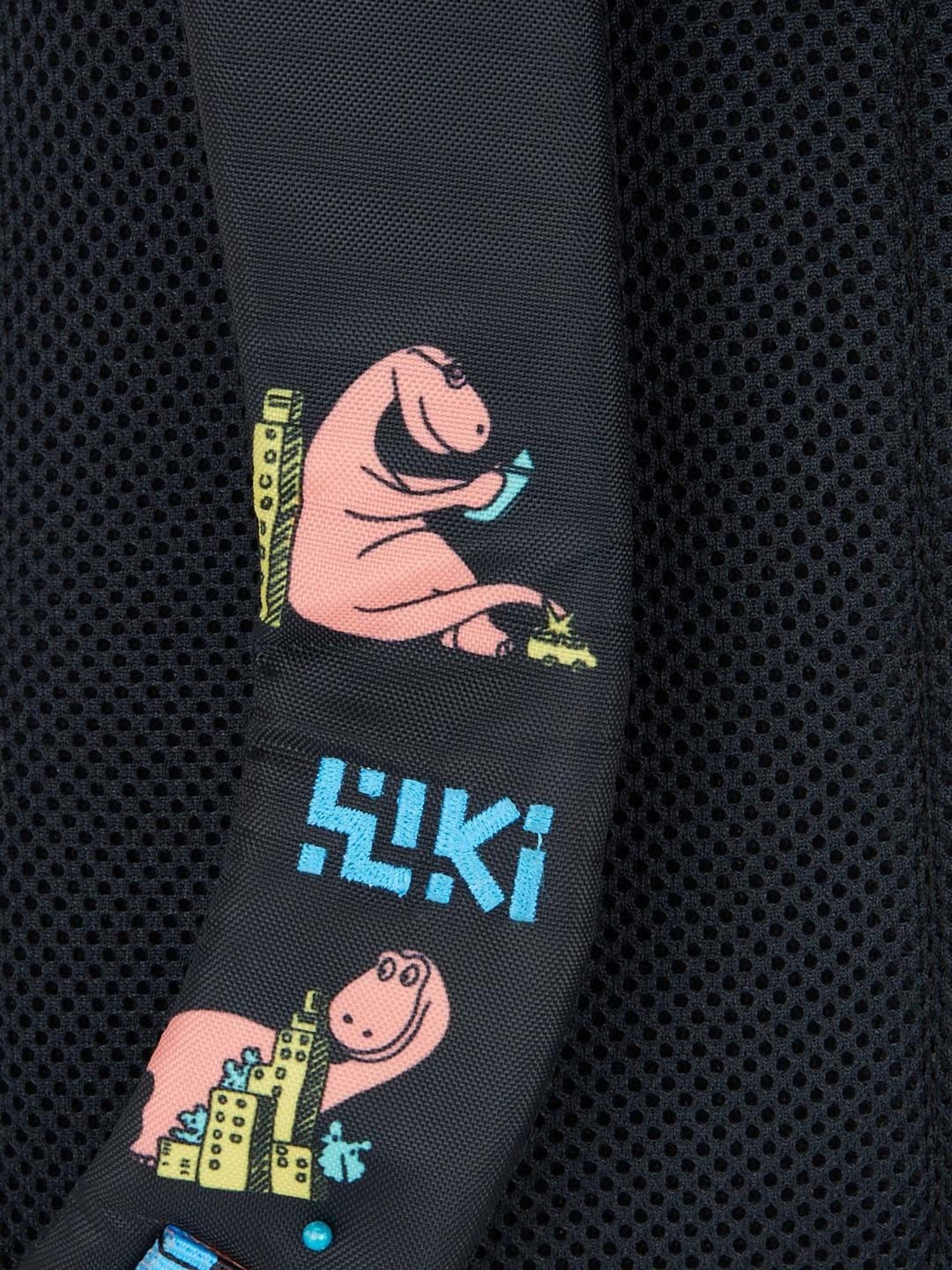 Wiki 20 Ltrs Black Medium Convertible Backpack