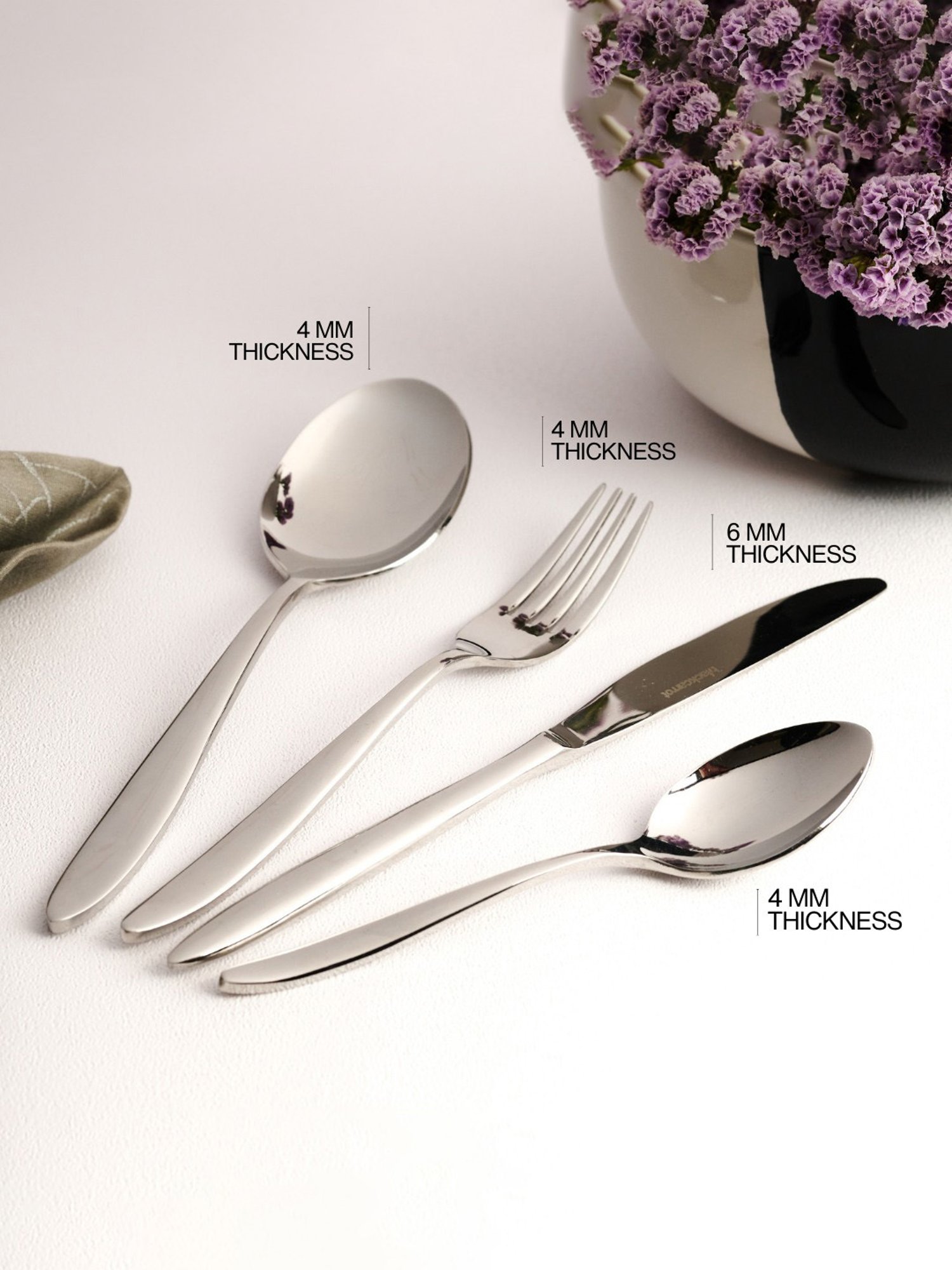 BlackCarrot 22 Pcs Stainless Steel Cutlery Set