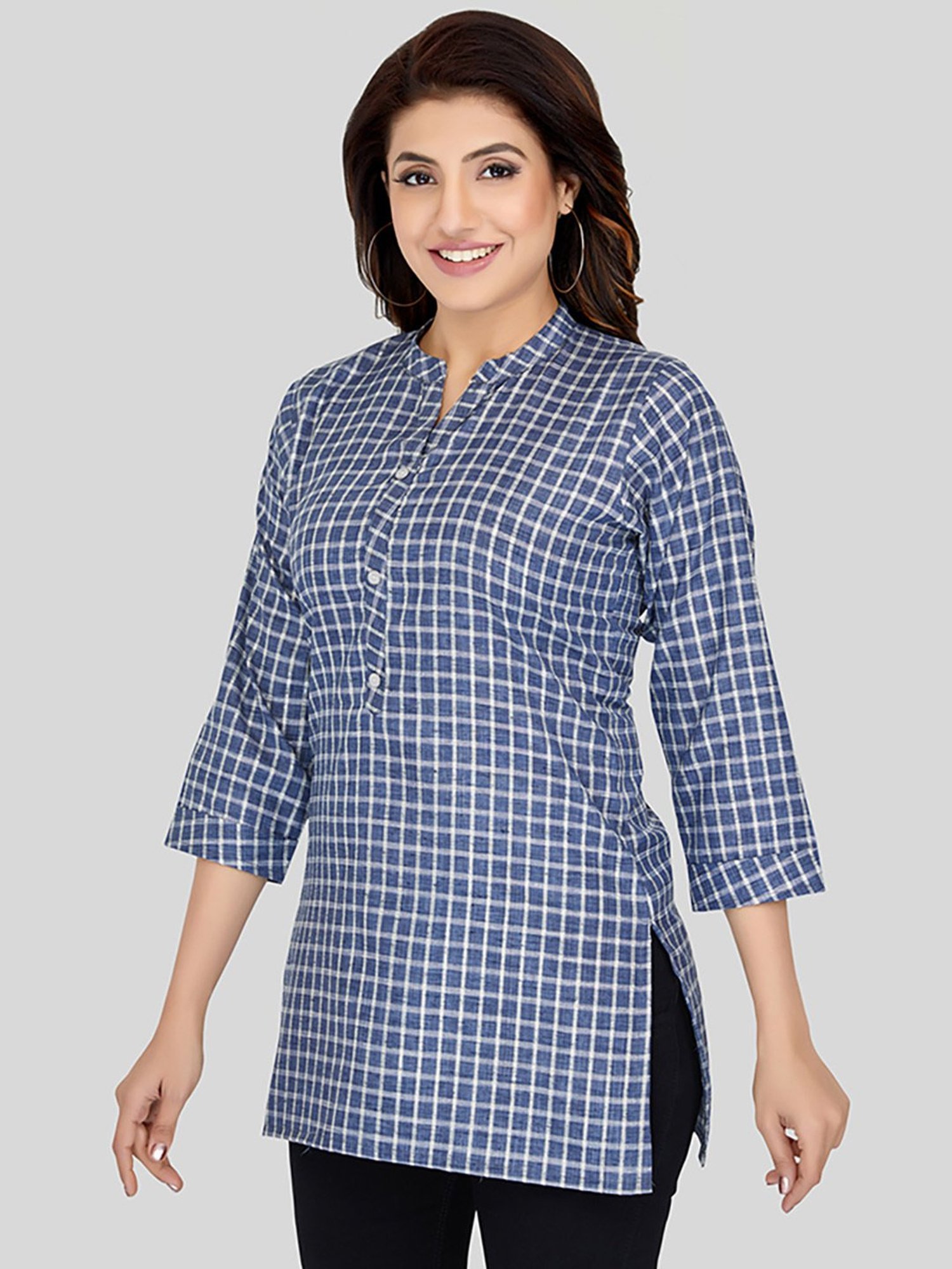 Saree Swarg Blue Printed Straight Short Kurti