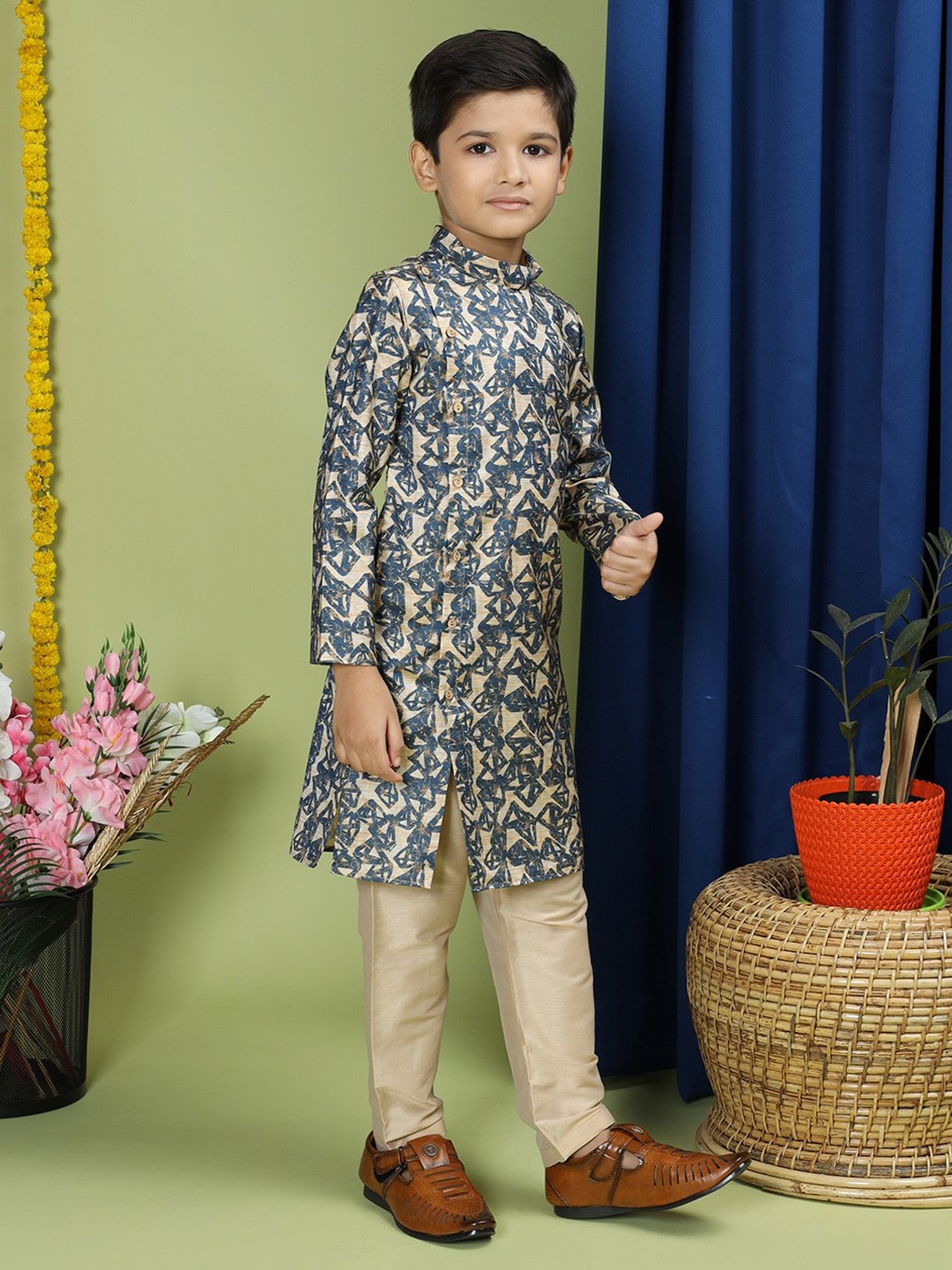 VASTRAMAY Boys Yellow & White Cotton Printed Full Sleeves Kurta Sets