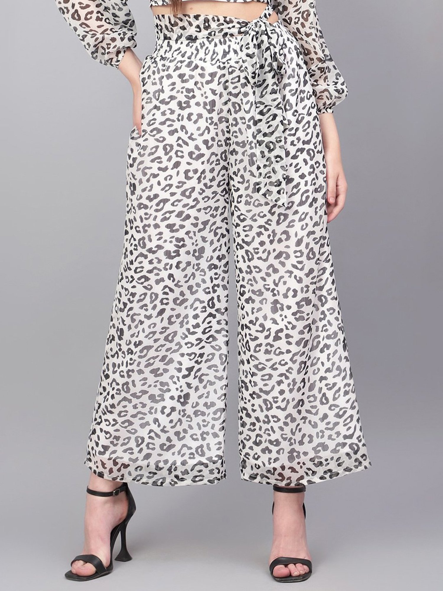 Anvi Be Yourself White & Black Printed Relaxed Fit Mid Rise Palazzos