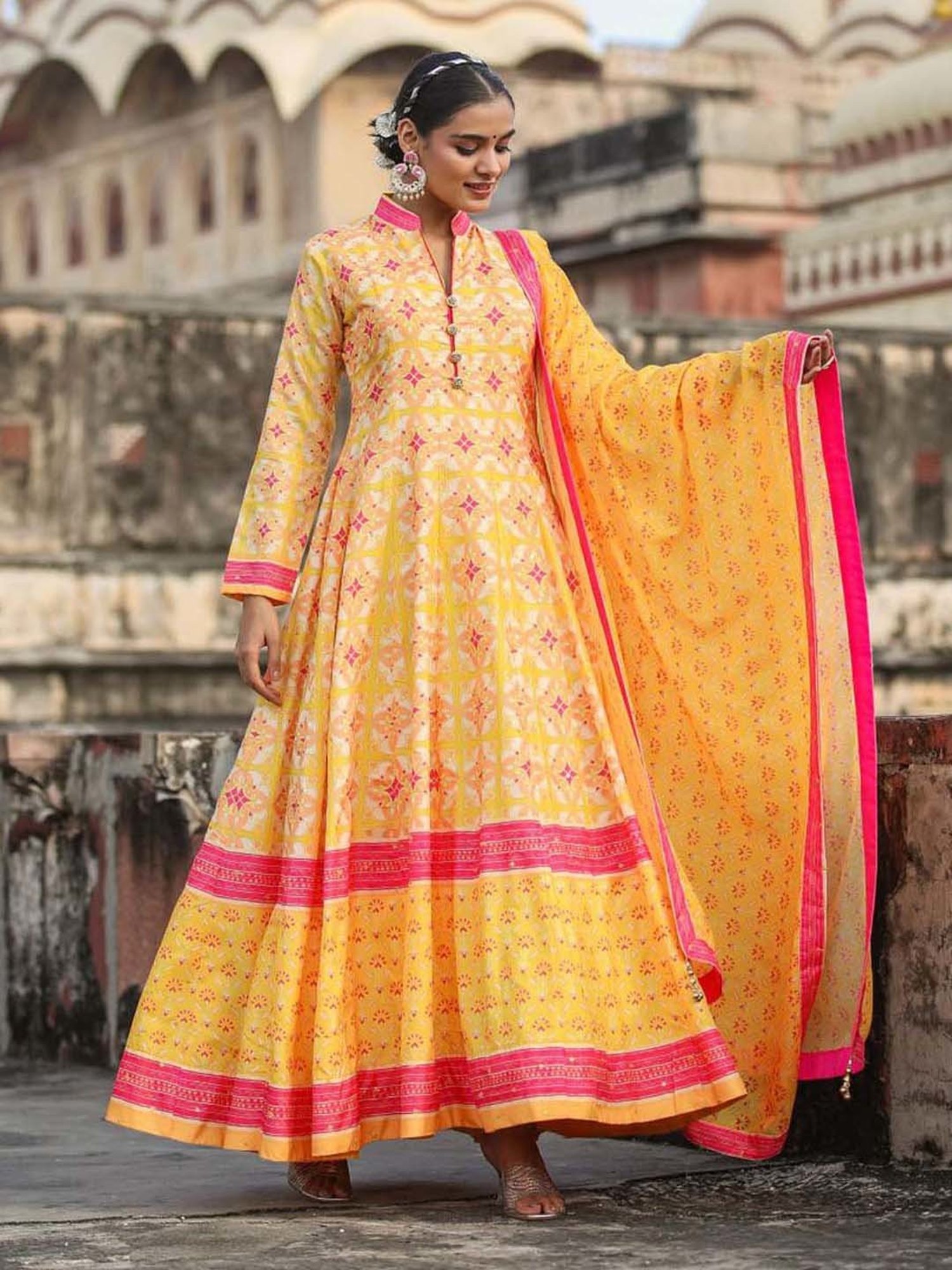 Saffron Threads Black Cotton Floral Print Ethnic Dress