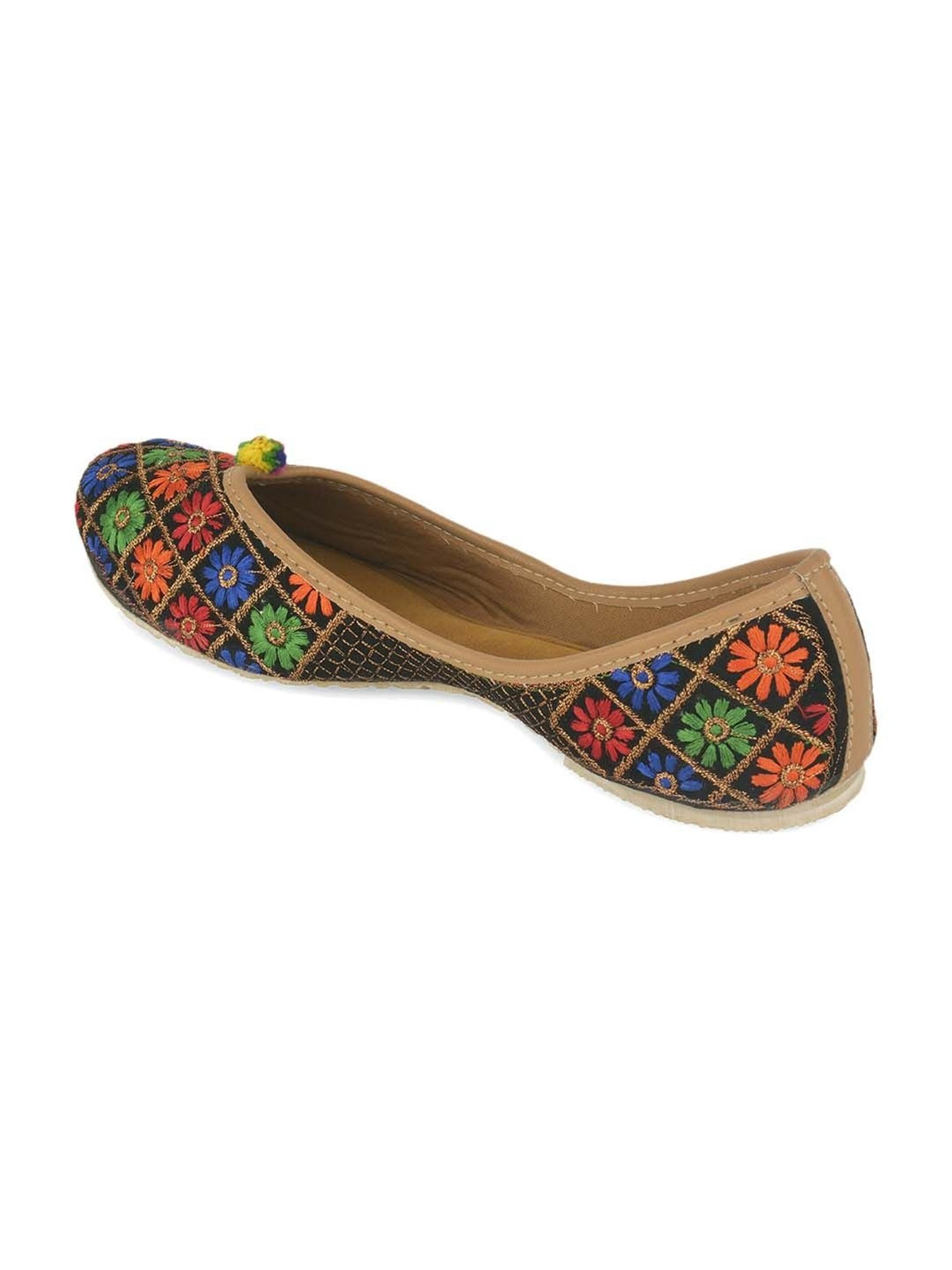 Desi Colour Women's Multicoloured Ethnic Juttis