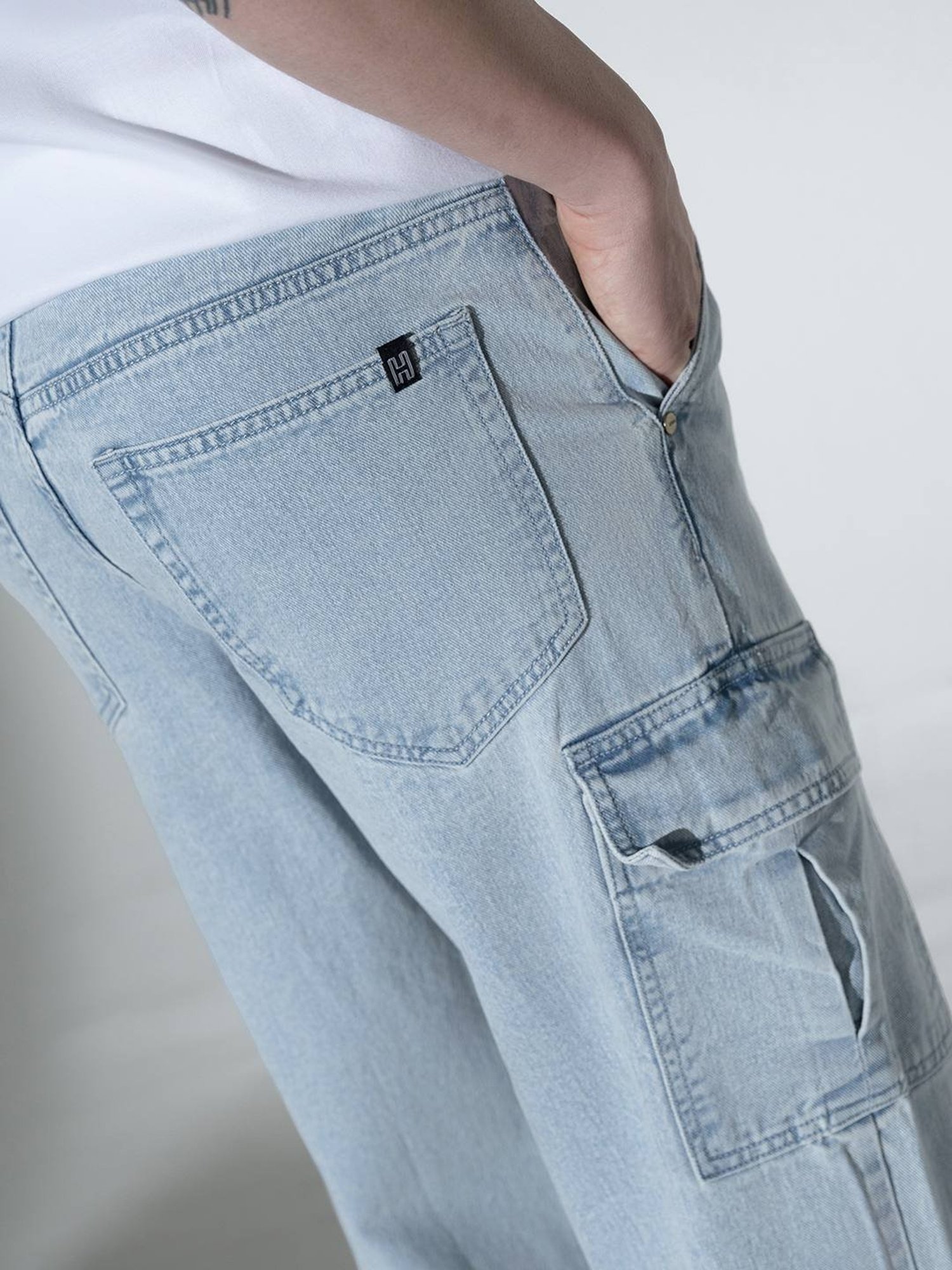 Hubberholme Blue Relaxed Fit Cargo Jeans
