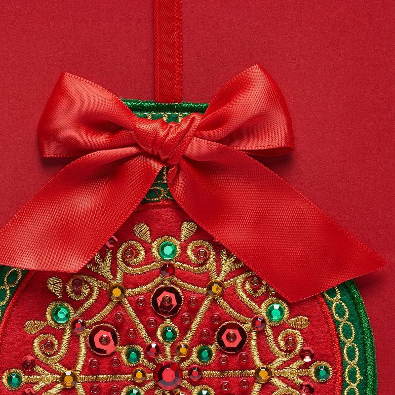 Hangable Felt Christmas Ornament Card - PAPYRUS