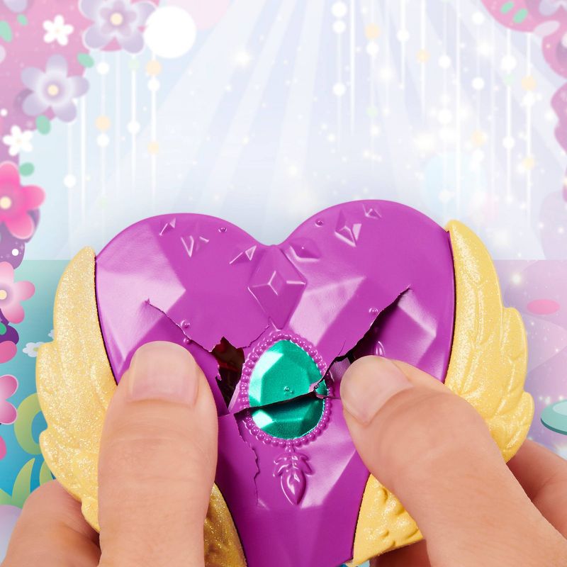 Hatchimals Pixies Riders Lilac Luna Pixie & Swanling Glider Hatchimal Set with Mystery Feature