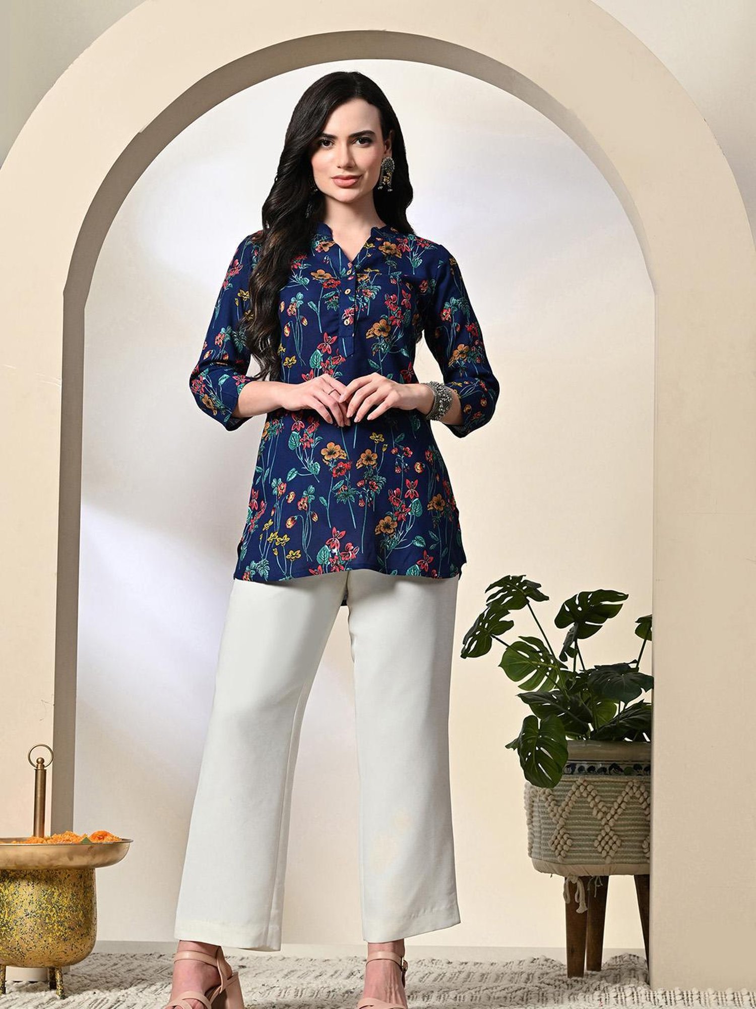 DECKEDUP Blue Floral Print Tunic