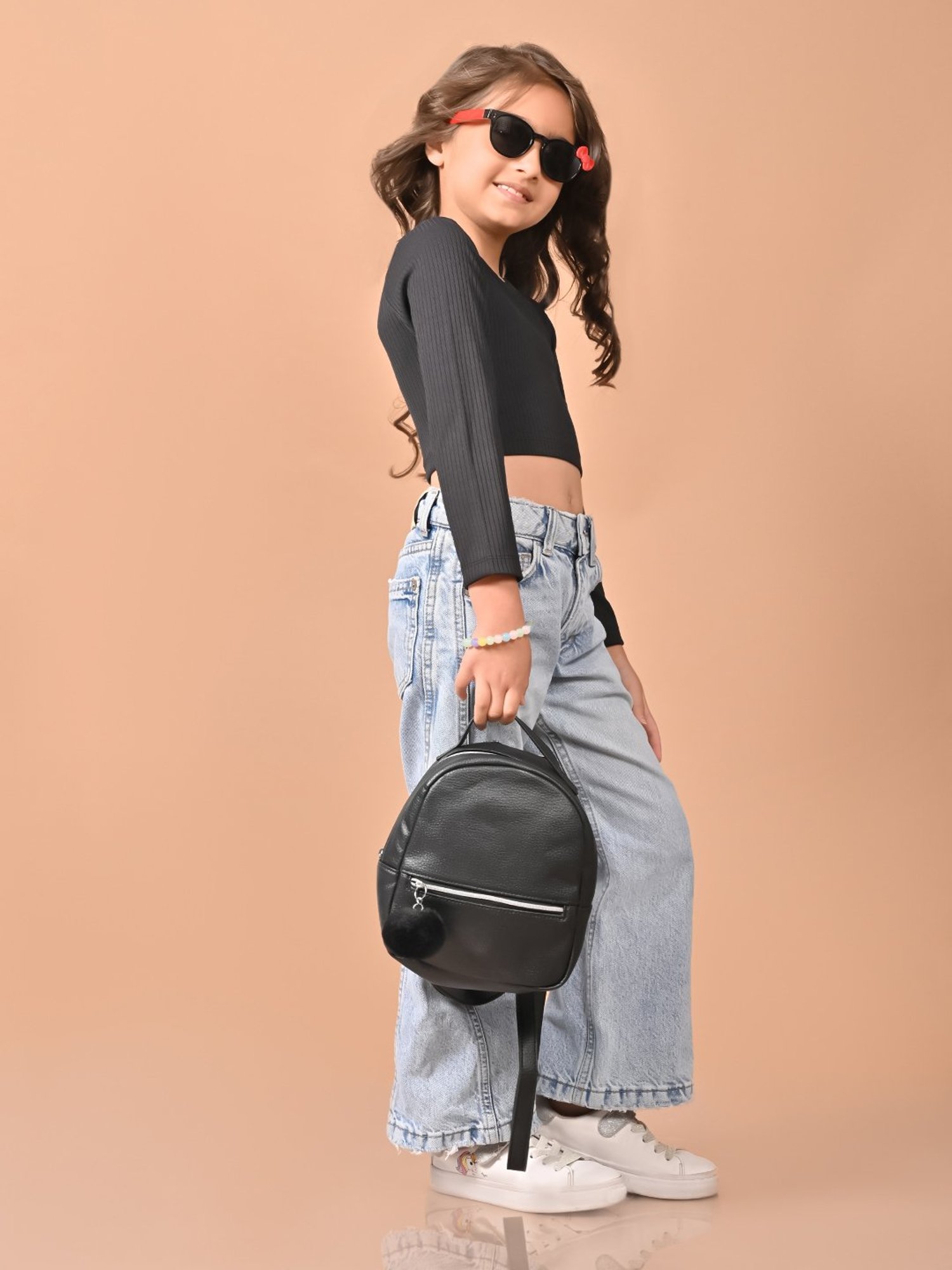 LilPicks Kids Black Solid Full Sleeves Crop Top