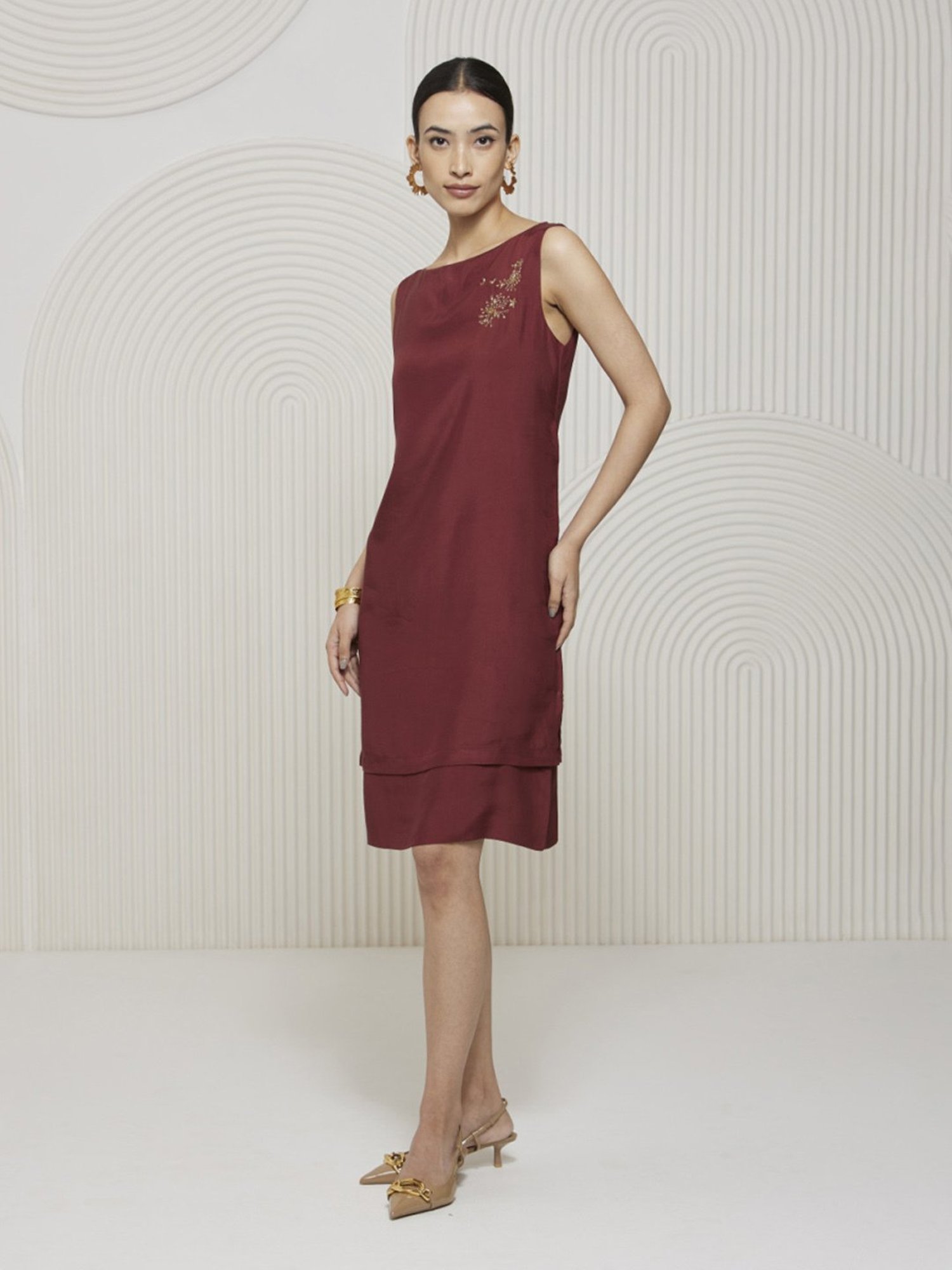 Artagai Tawny Port Romancing Aari Layered Shift Dress With Brooch Detail
