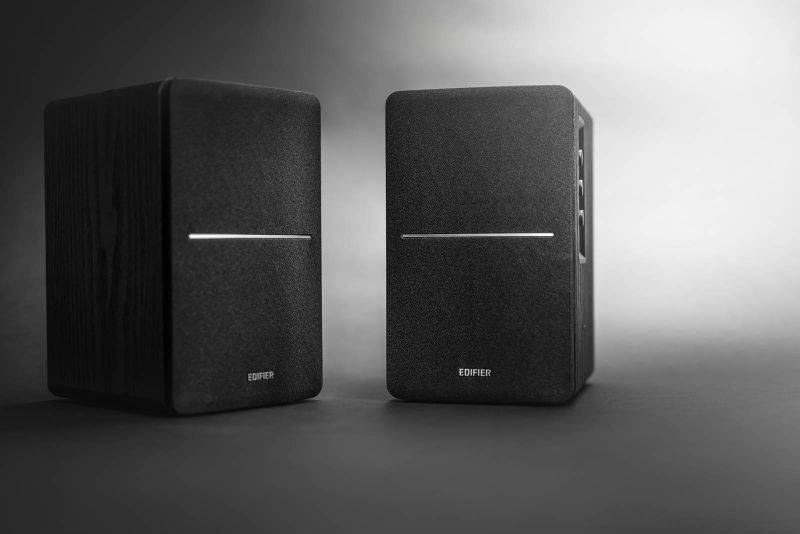 Edifier R1280DB Powered Bluetooth Bookshelf Speakers - Optical Input - Wireless Studio Monitors - 4 Inch Near Field Speaker - 42w RMS - Wood Grain (Black)