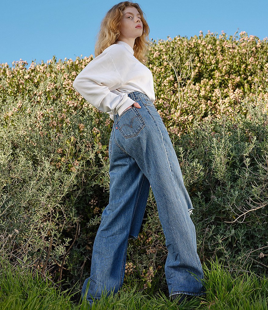 Celebrity Pink Shadow Knee Mid Rise Straight Jeans