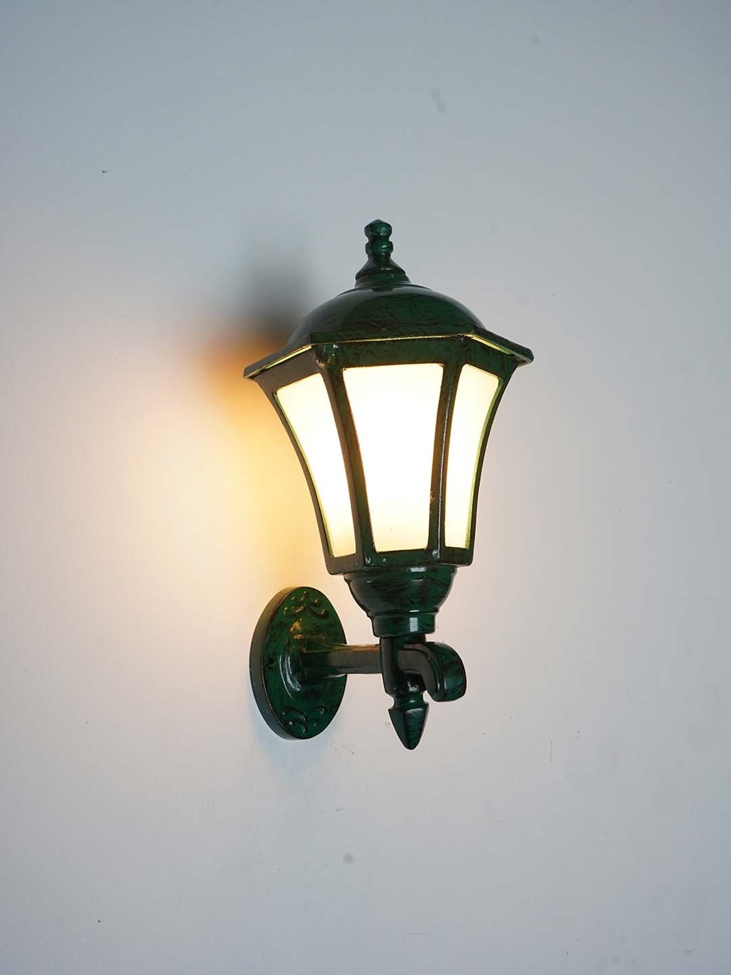 Fos Lighting Antique Brass Usha Double Wall Light (Bulb not included) - Set of 1