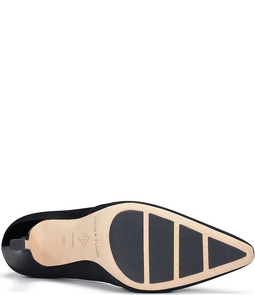 Donald Pliner Pola Crepe Elastic Pumps