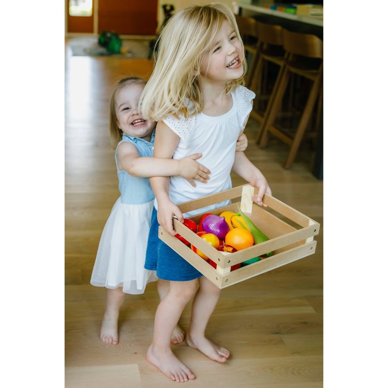 Chuckle & Roar Farmer's Market Food Role Play Set