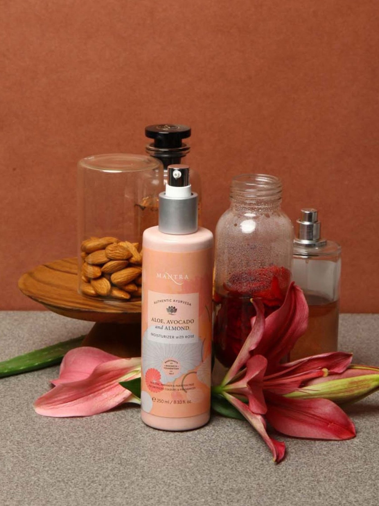 Mantra Herbal Aloe, Avocado and Almond Moisturiser with Rose - 250 ml