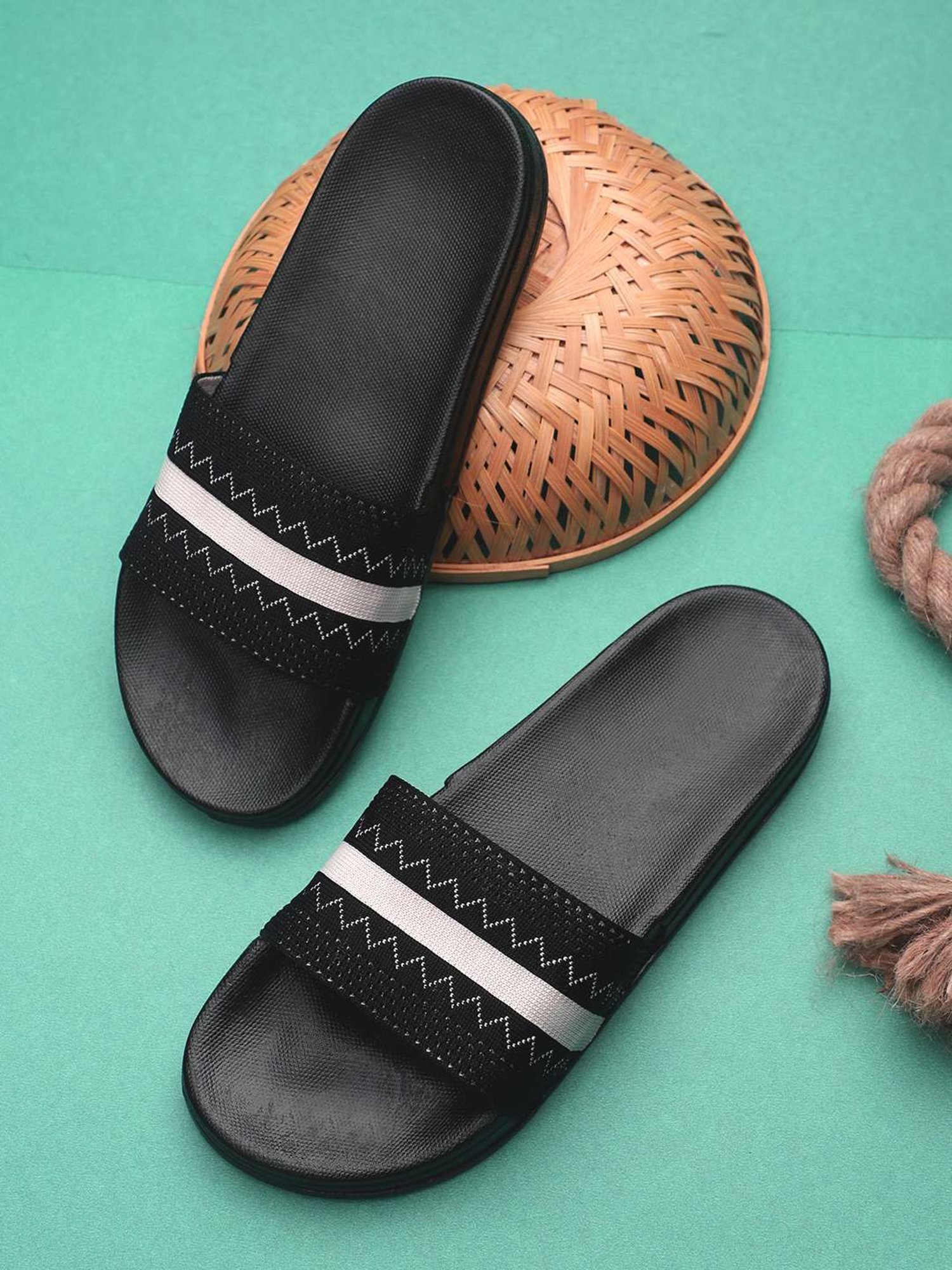 Pampy Angel Men's Black Casual Slides