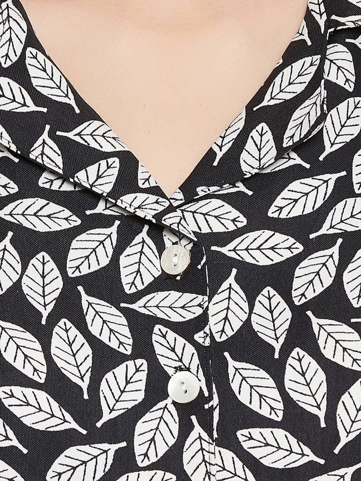 Clovia Black Printed Shirt With Shorts