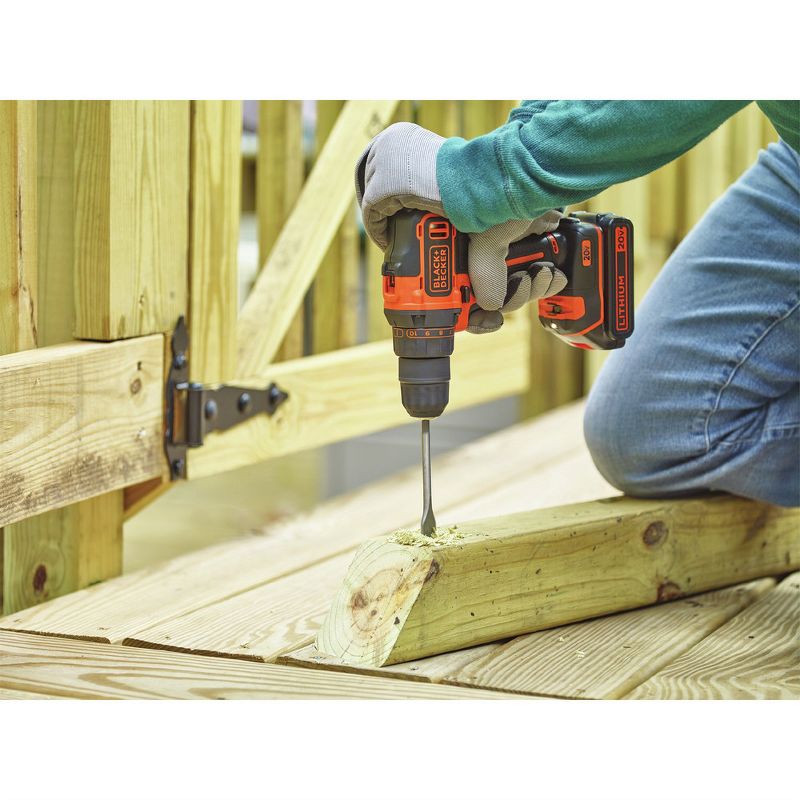 Black & Decker BDCDD220C 20V MAX Lithium-Ion 2-Speed 3/8 in. Cordless Drill Driver Kit (1.5 Ah)