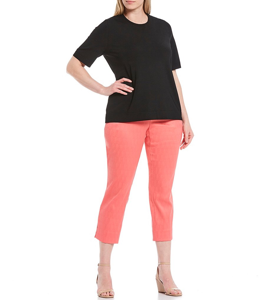 Investments Plus Size Signature Yarn Short Sleeve Crew Neck Top
