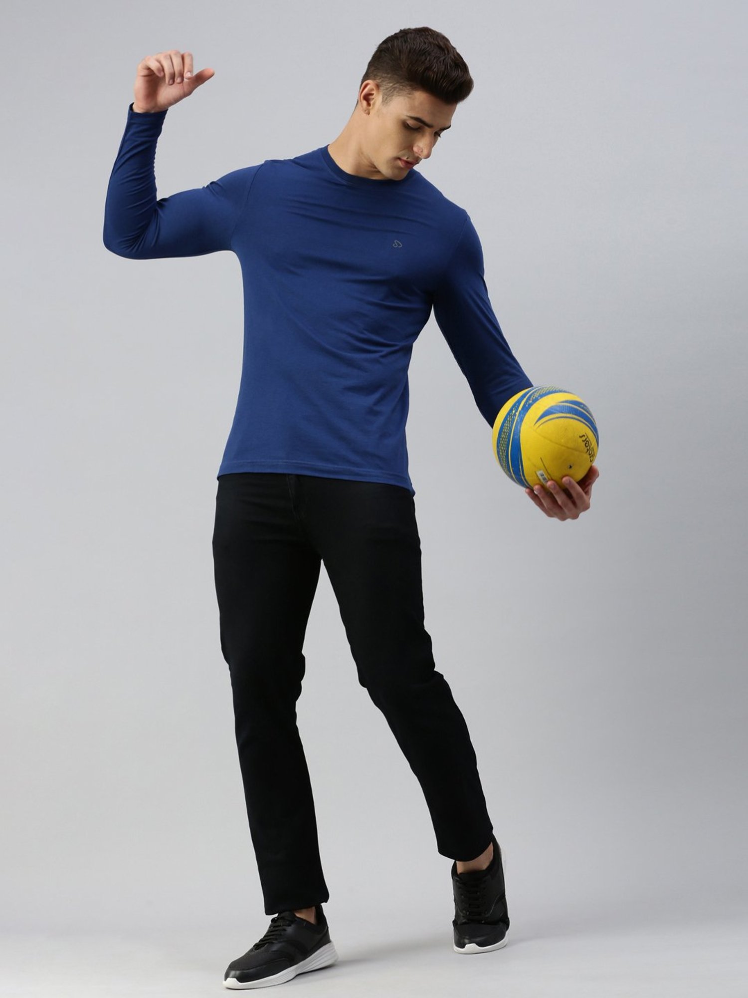 Sporto Dark Blue Regular Fit Crew T-Shirt