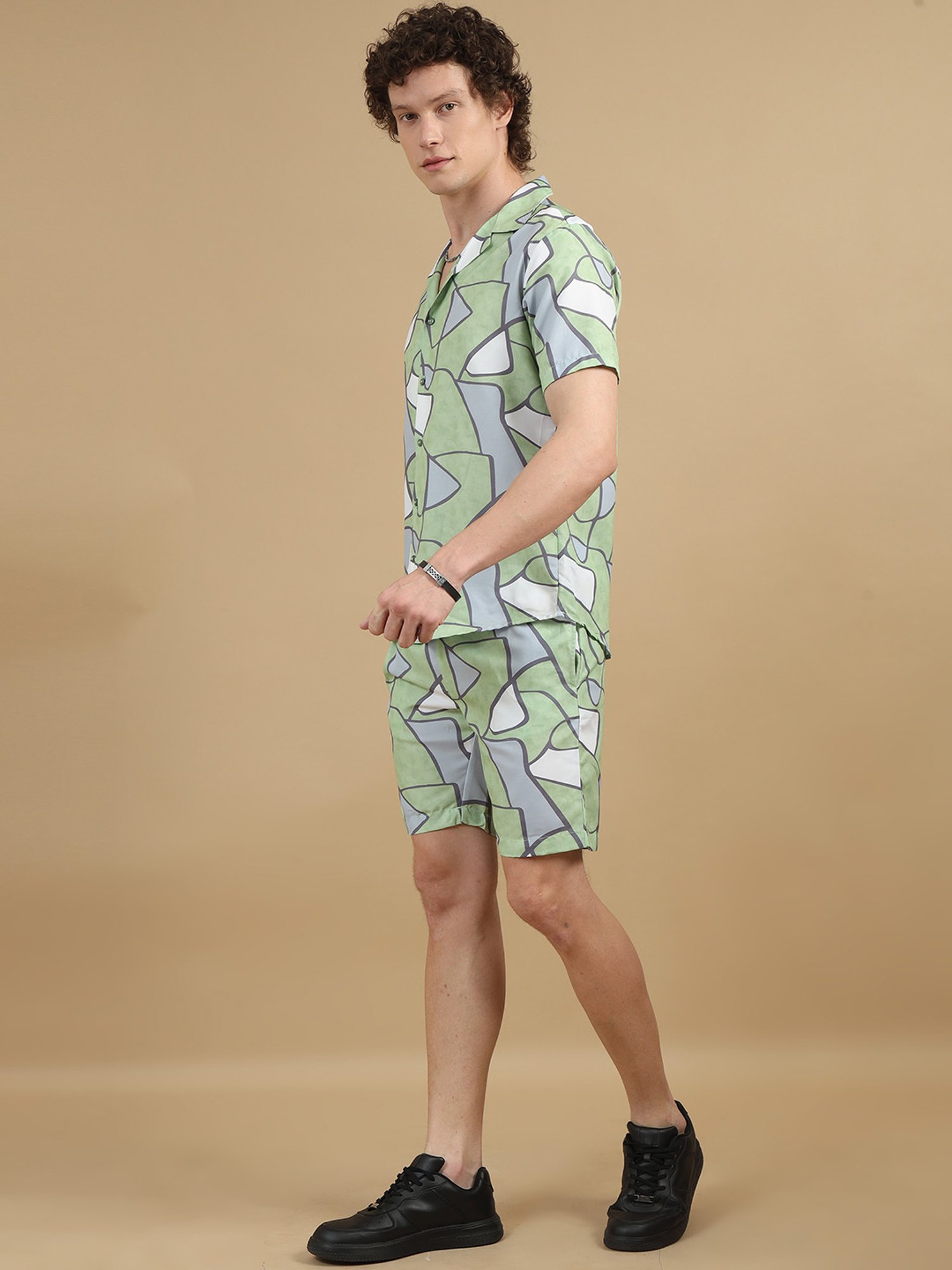 Bushirt Mint Green Regular Fit Printed Shirt & Shorts Set