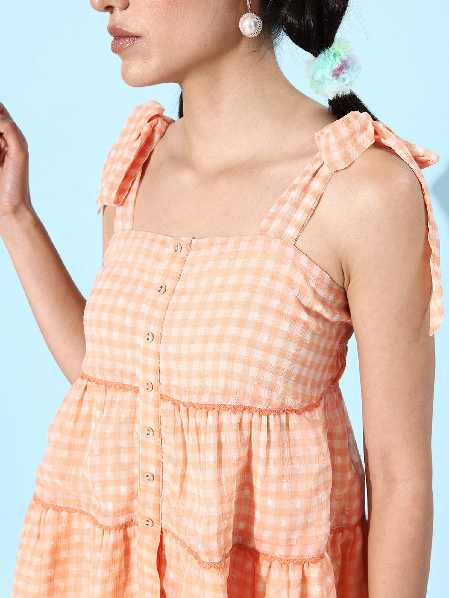 QUIERO Peach Checks Top