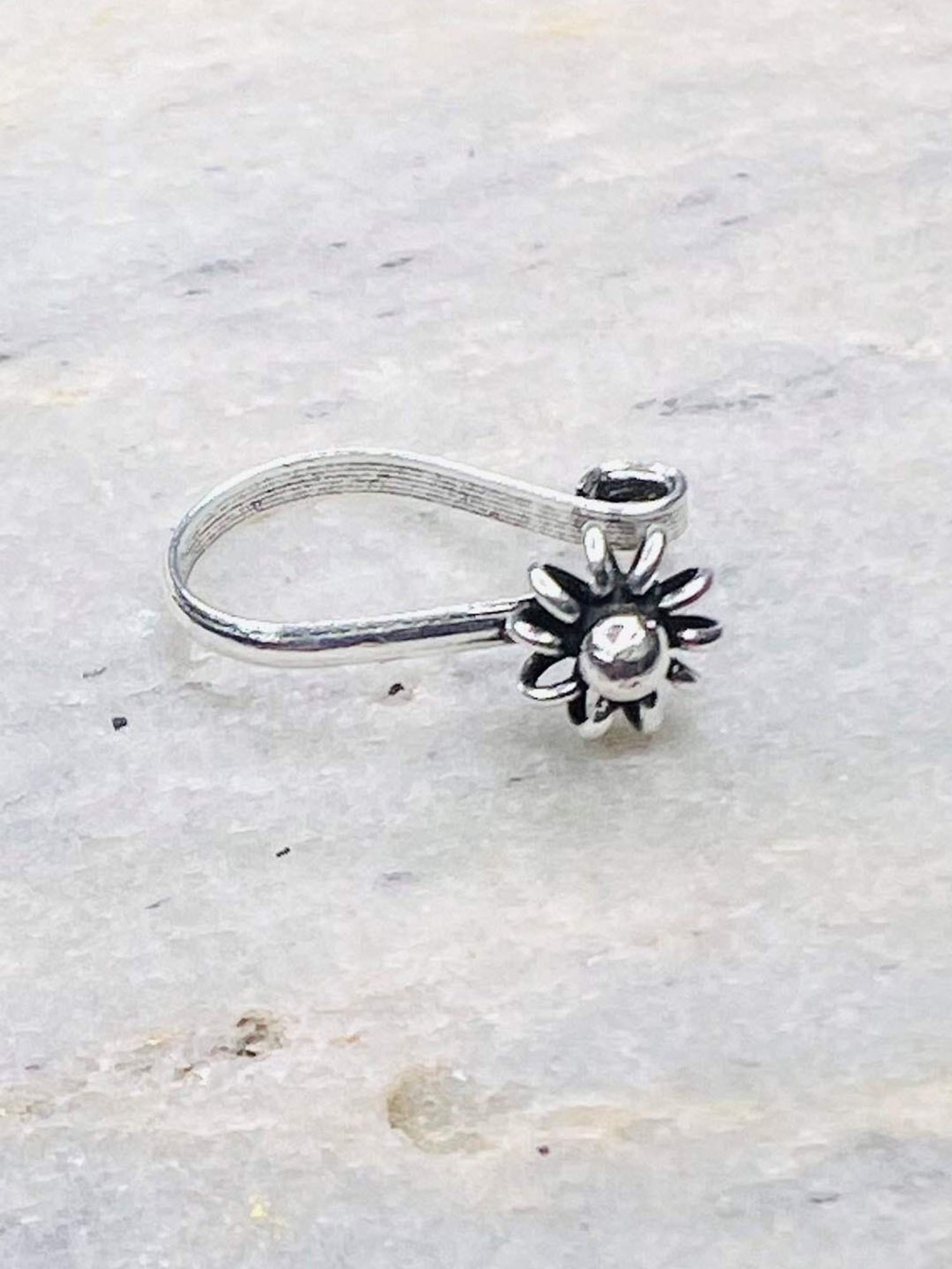 Zavya 92.5 Sterling Silver Floral Nosepin for Women