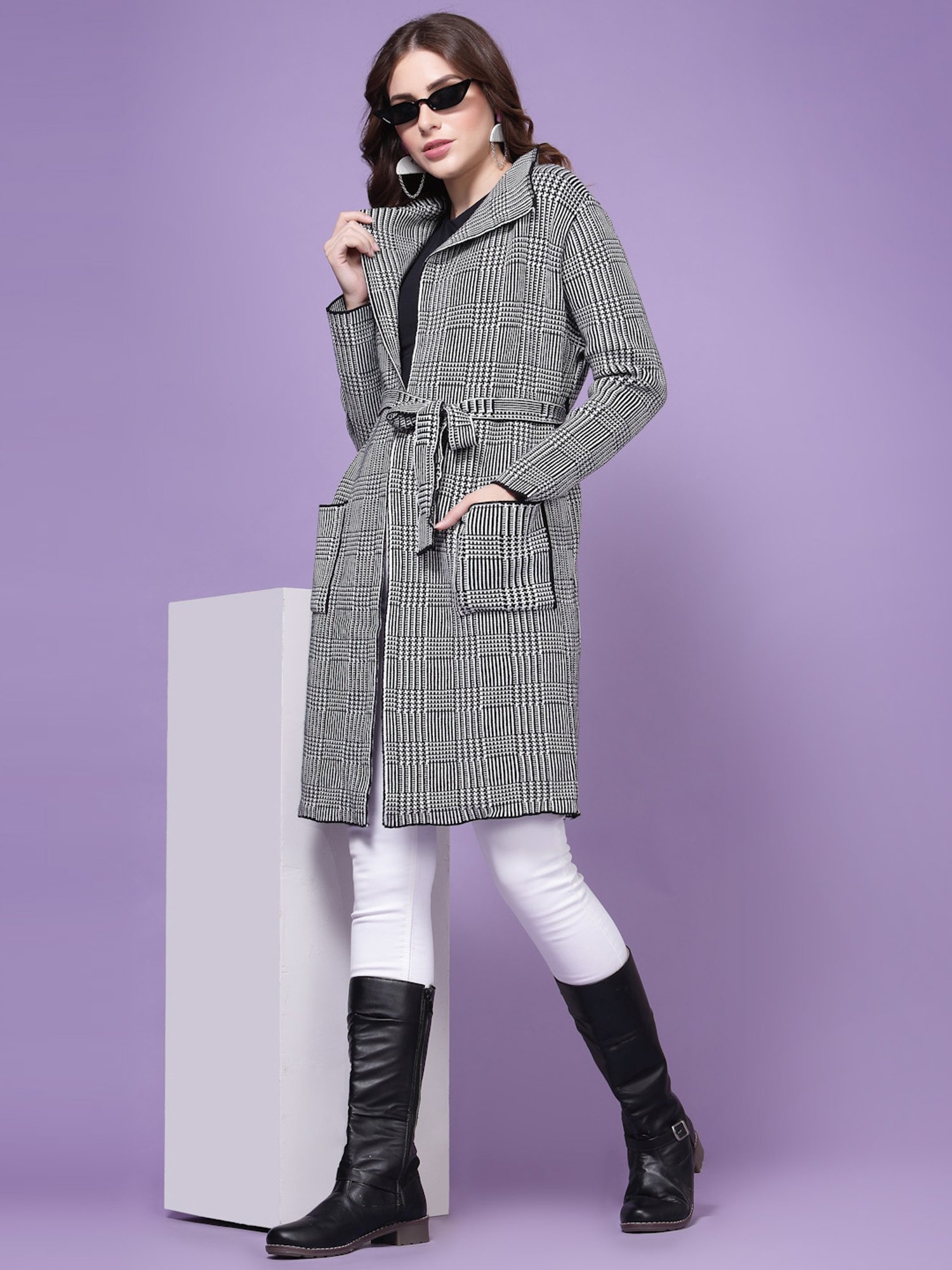 Mafadeny Black Chequered Shrug