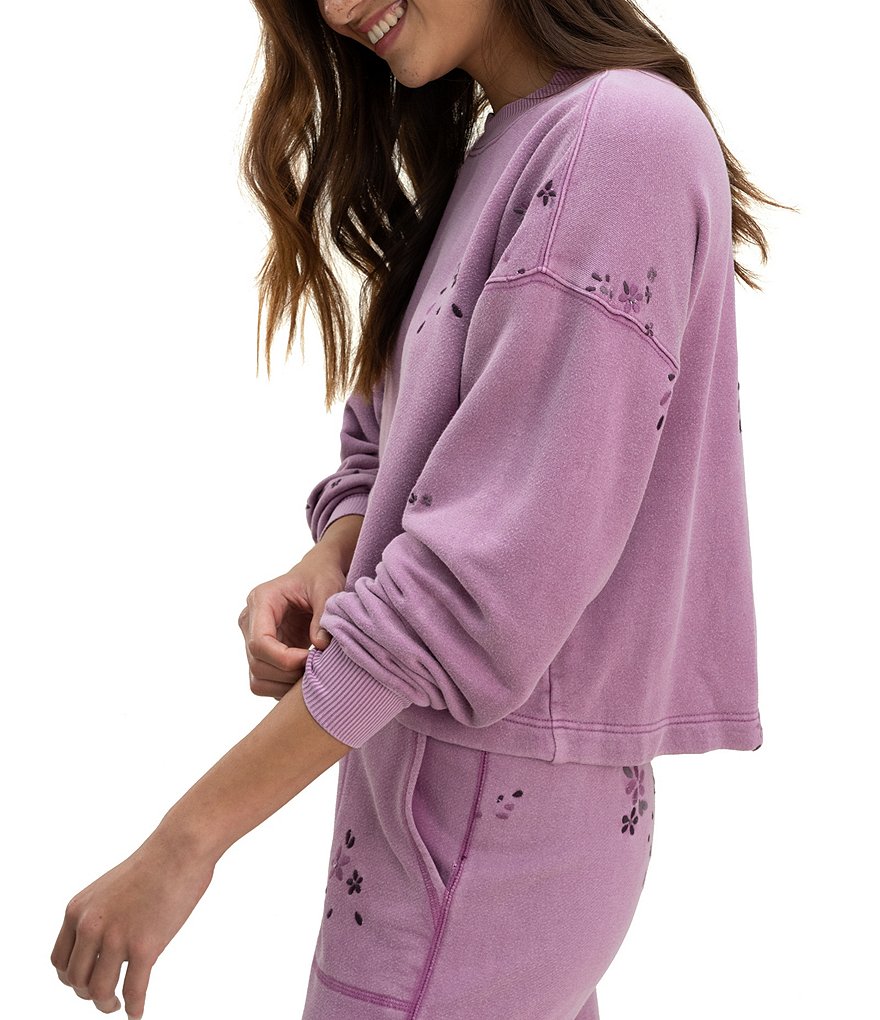 Splendid Love Me Long Sleeve Crew Neck Coordinating Pullover Knit Sweatshirt