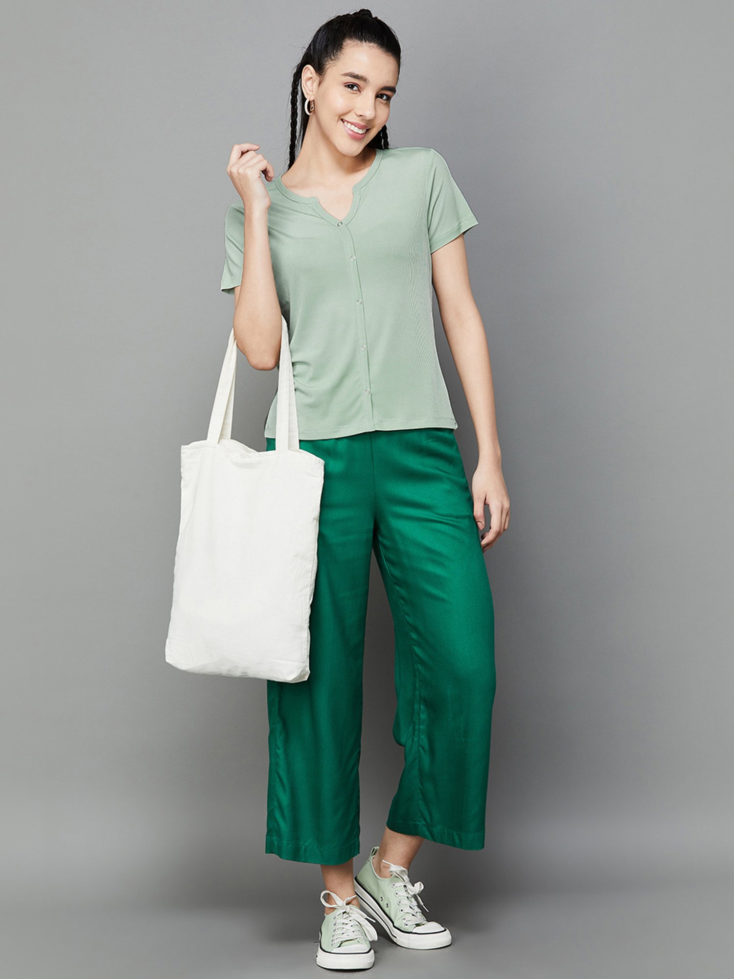 Fame Forever by Lifestyle Sage Green Short Sleeve Top