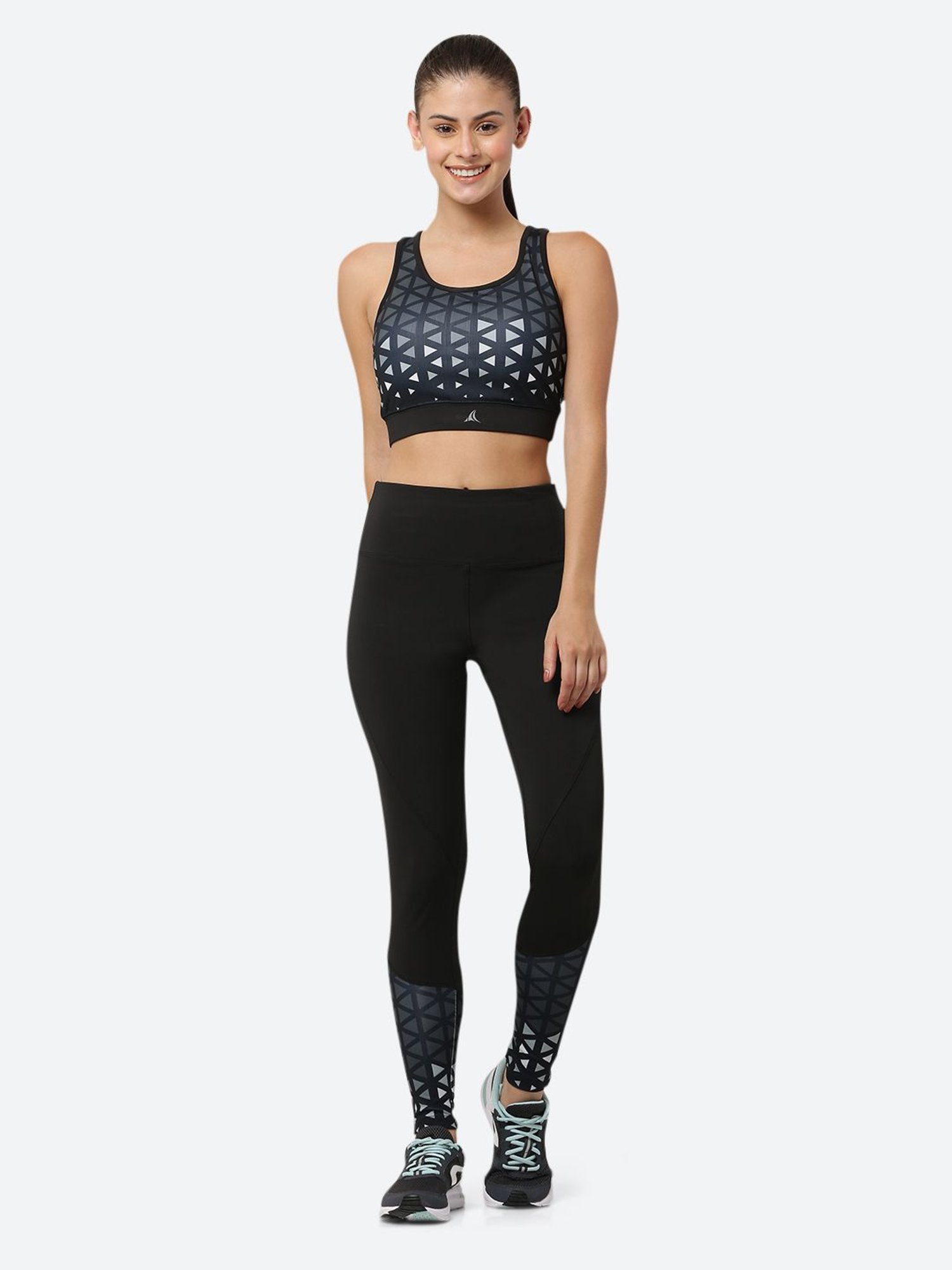 Fitleasure Black Non Wired Padded Sports Bra