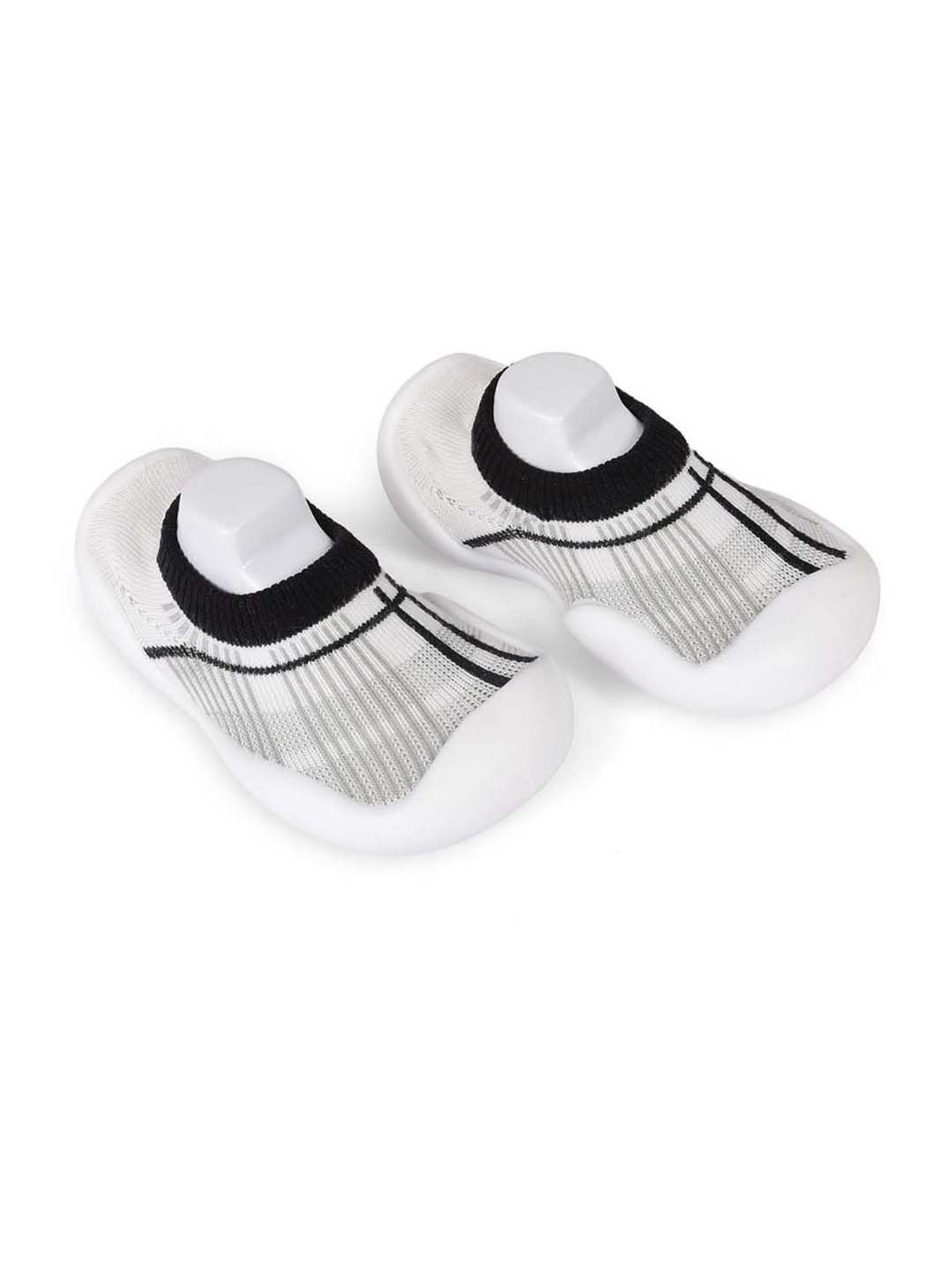 Baby Moo Kids Black & White Plaid Pattern Pair Of Shoes