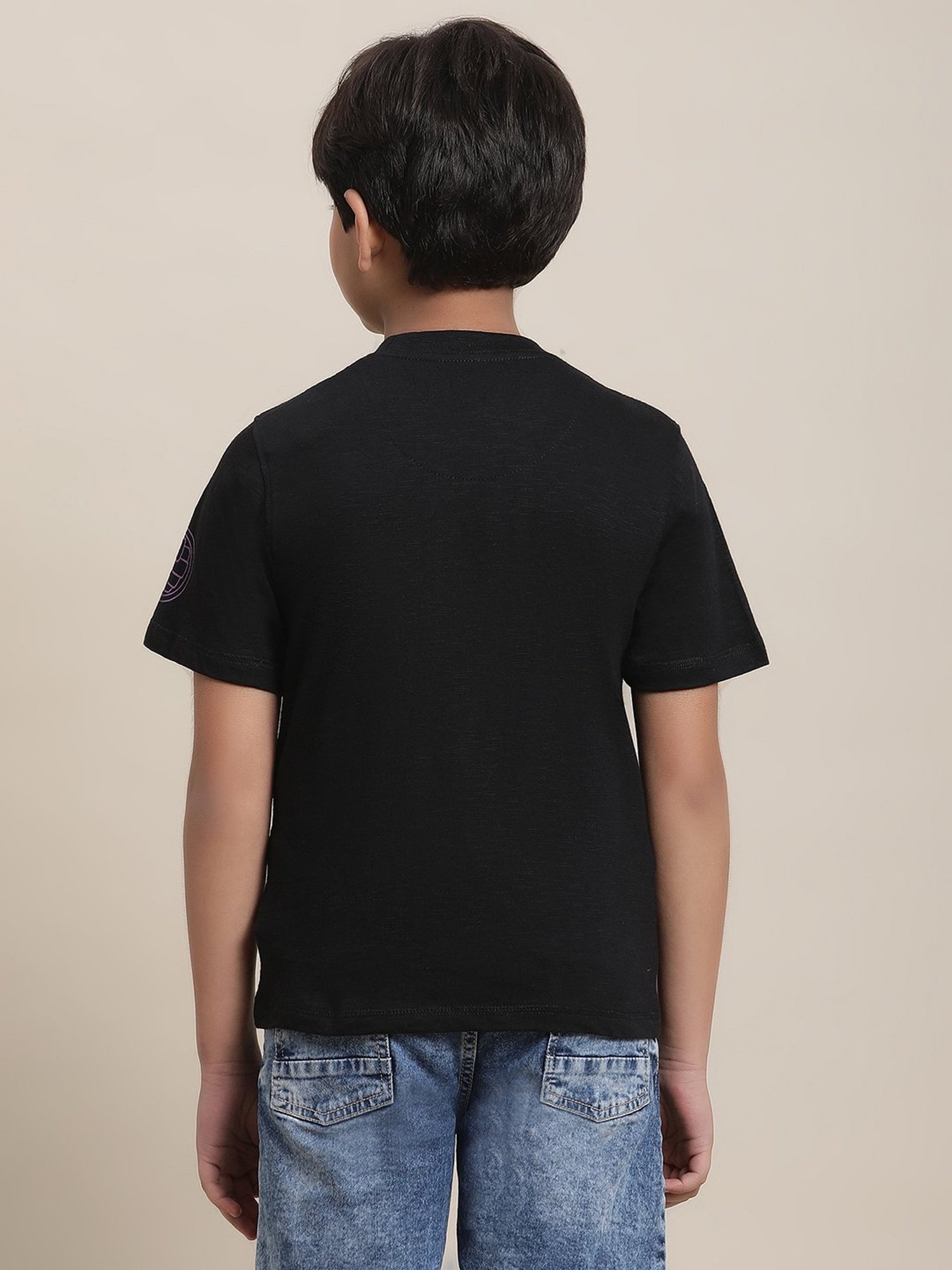 Kidsville Hulk Printed Black Regular Fit T-Shirt For Boys