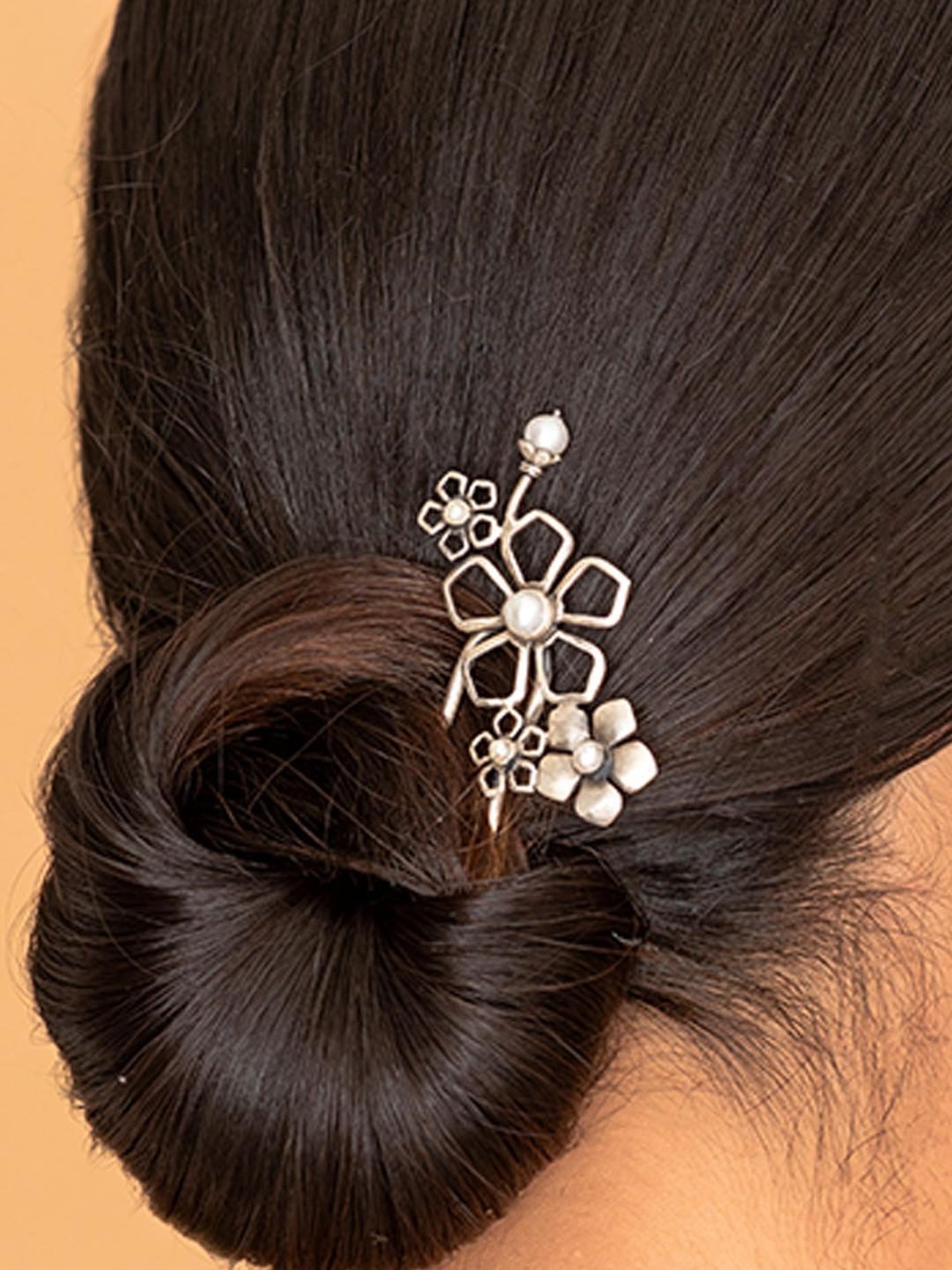 Shaya 92.5 Sterling Silver Freshwater Pearls Betty F Bunstick for Women