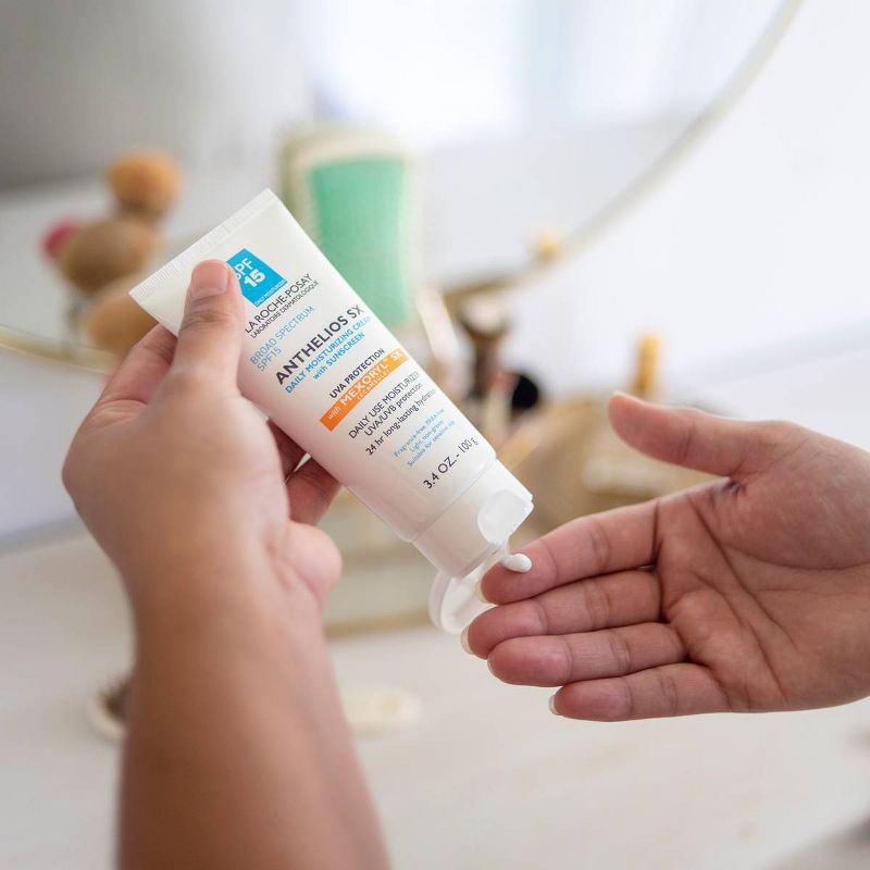 La Roche-Posay Anthelios SX Daily Face Moisturizer with Sunscreen - SPF 15 - 3.4oz